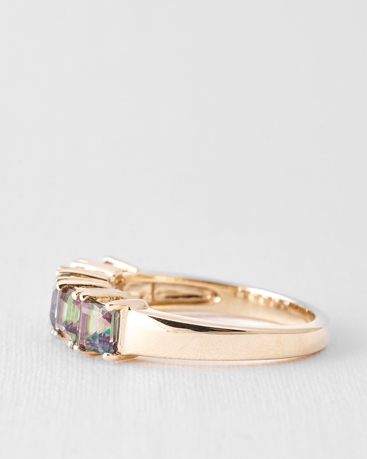 Lucienne | Vintage Mystic Topaas Vijfsteen Ring