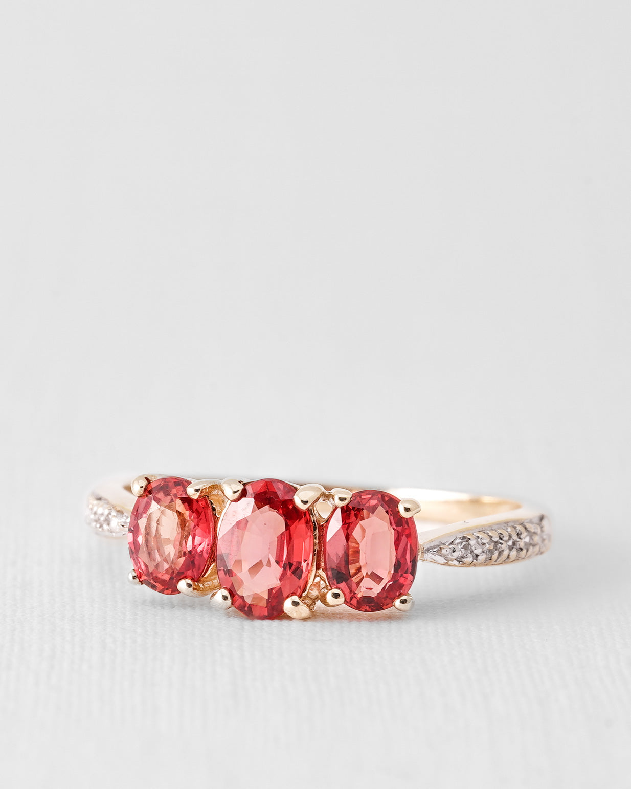 Seraphine | Vintage Fancy Saffier & Diamant Driesteen Ring