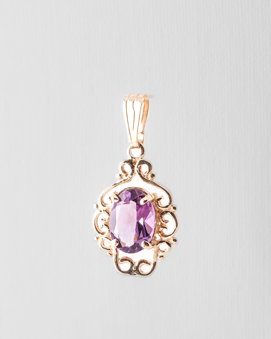 Amara | Vintage Amethist Hanger