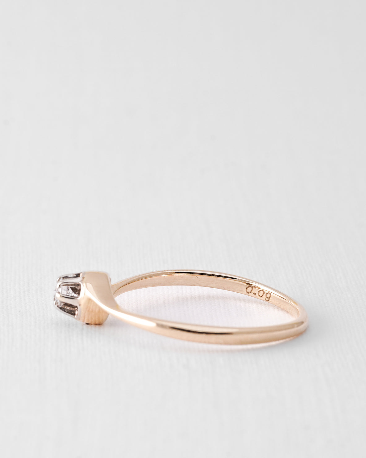 Sofia | 14K Yellow Gold & Brilliant (0.09ct) Ring