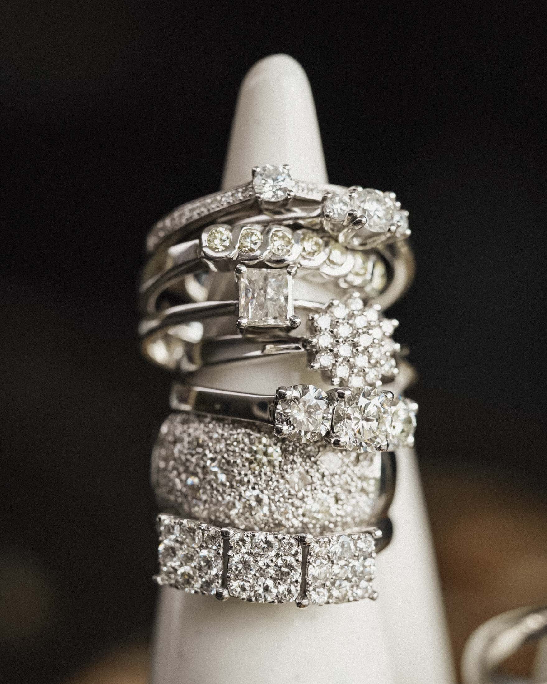 Yarina | 18K Witgoud & Diamant (3.3ct) Brilliant Cut Ring