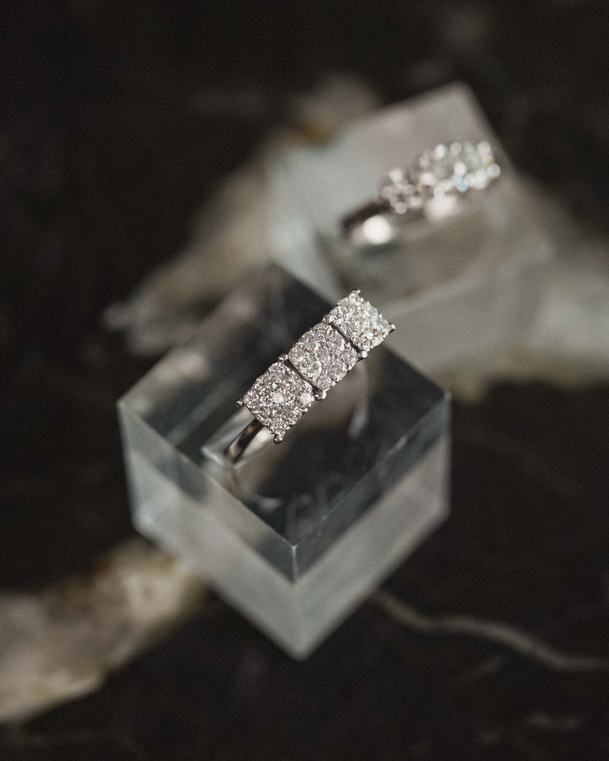 Lydiana | 18K Witgoud & Diamant (0.75ct) Brilliant Cut Ring