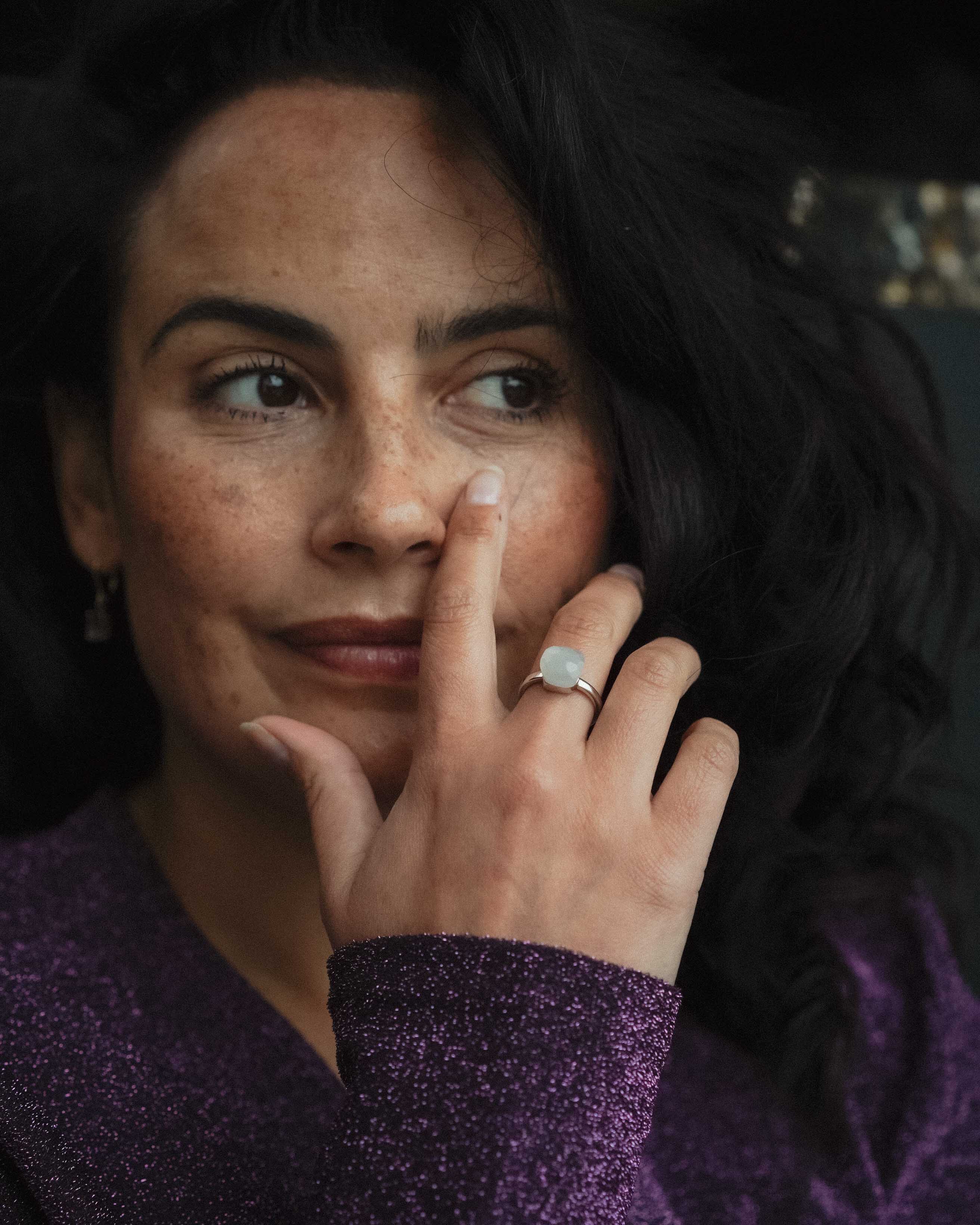 Liora | 14K Witgoud & Maansteen (6ct) Cushion Cut Ring