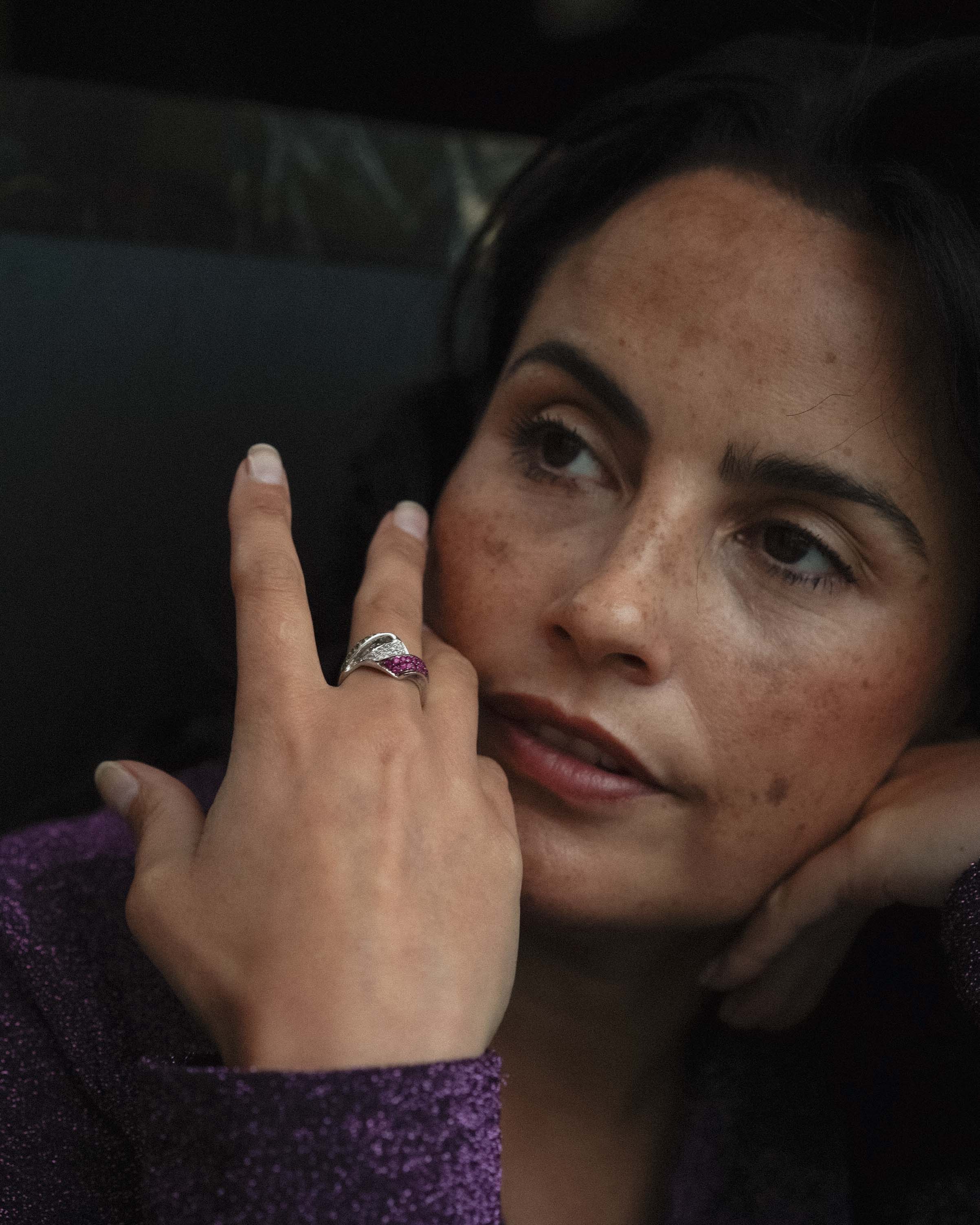 Marinne | 18K Witgoud & Robijn & Tsavoriet Cut, Diamant Brilliant Cut Ring