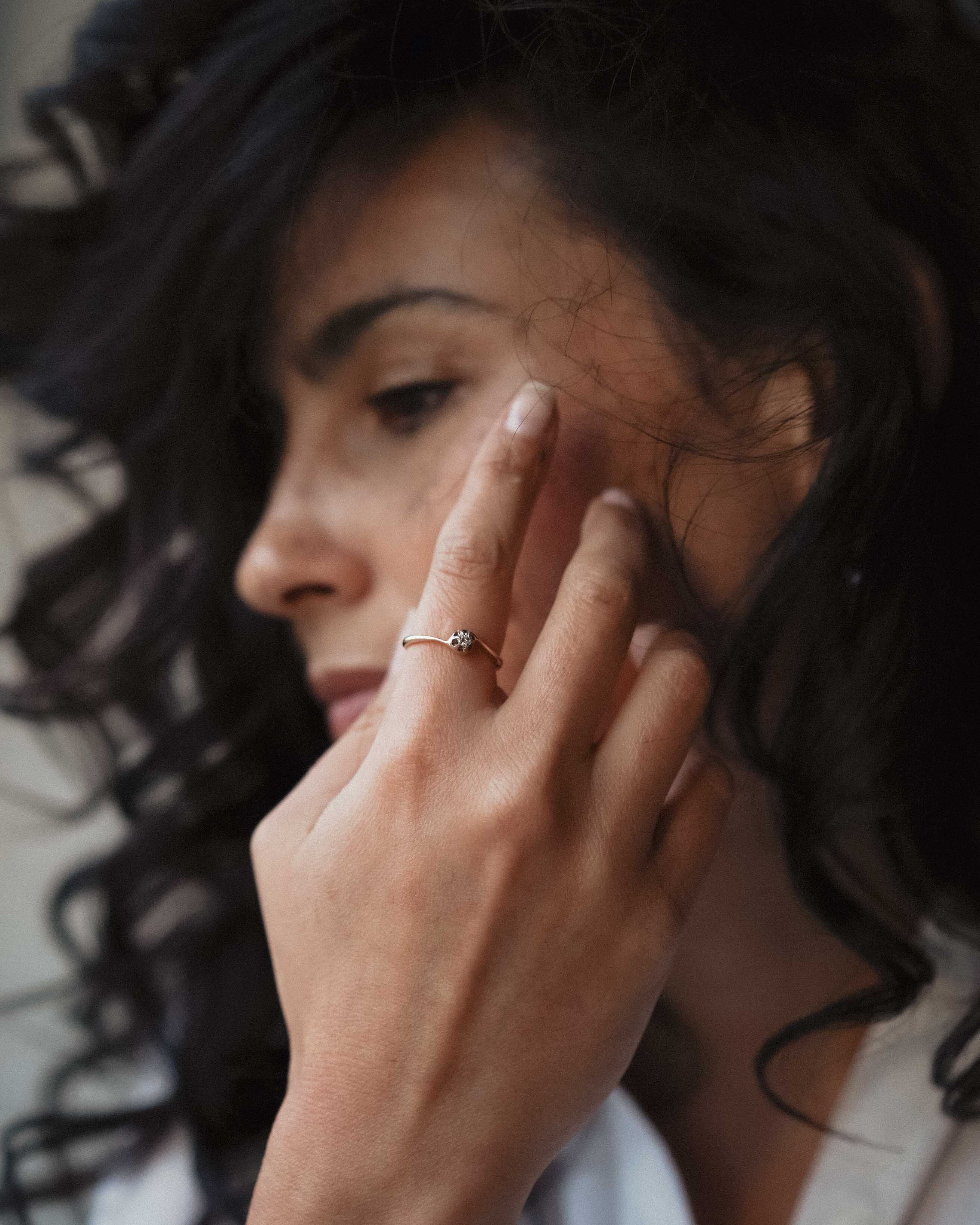 Sofia | 14K Yellow Gold & Brilliant (0.09ct) Ring