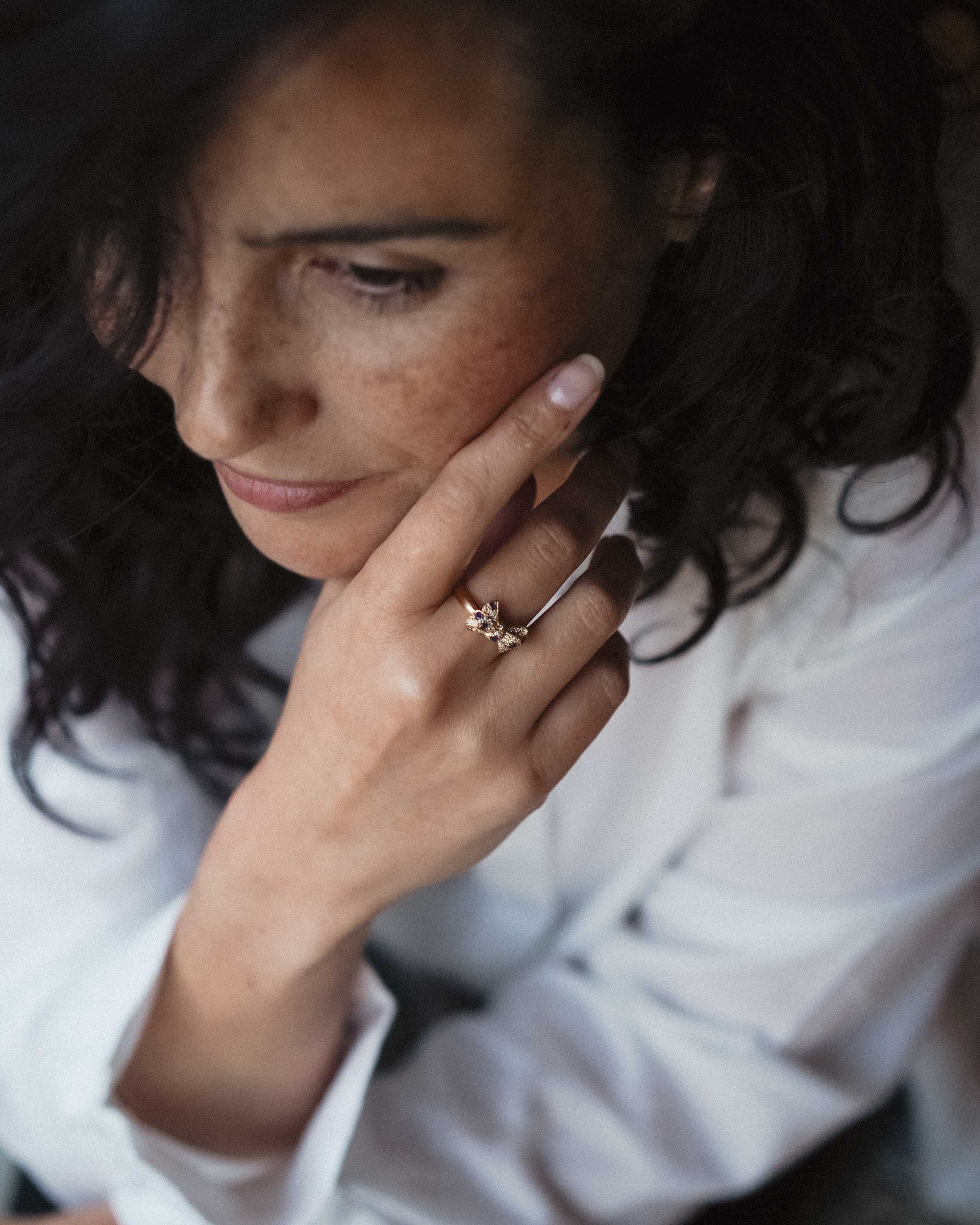 Suprisa | 14K Geel Goud Briljant (0.34ct) & Saffier Strik Ring