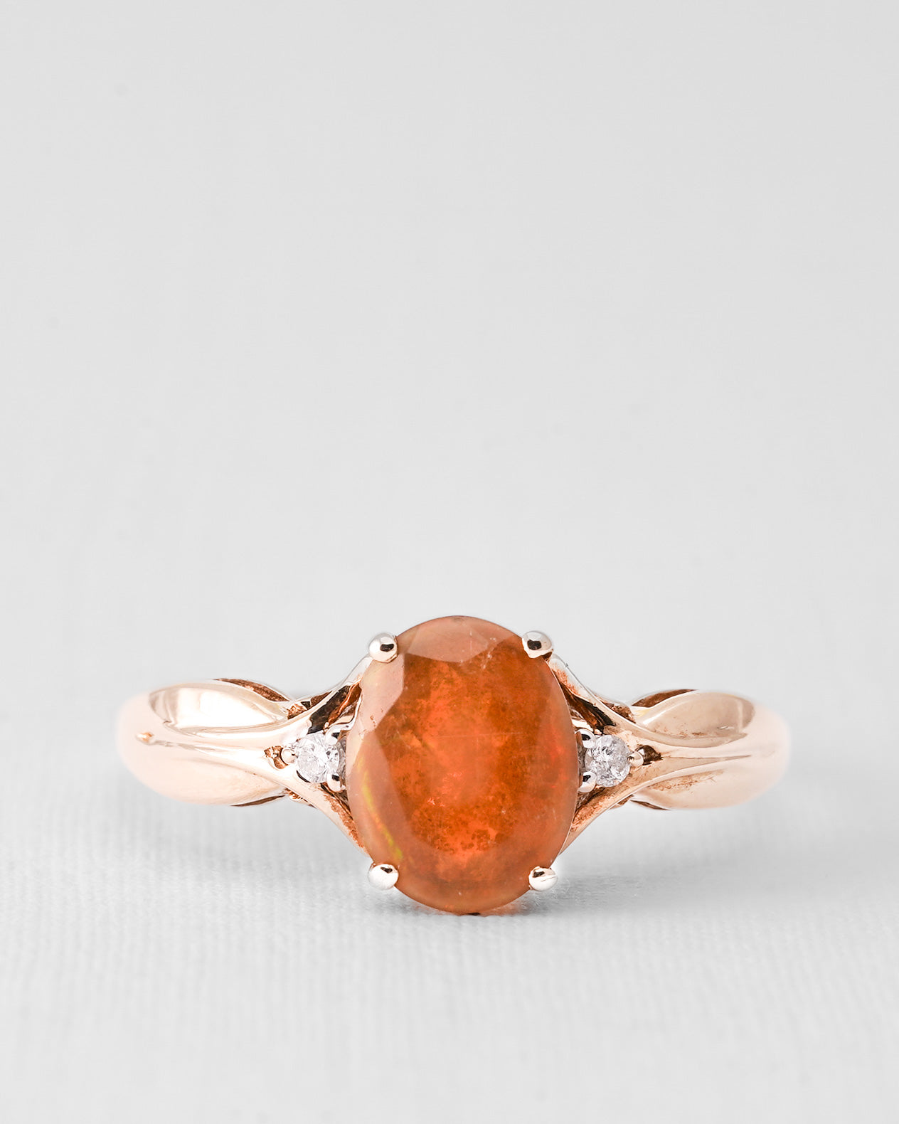 Fiora | Vintage Opaal & Diamant Driesteen Ring