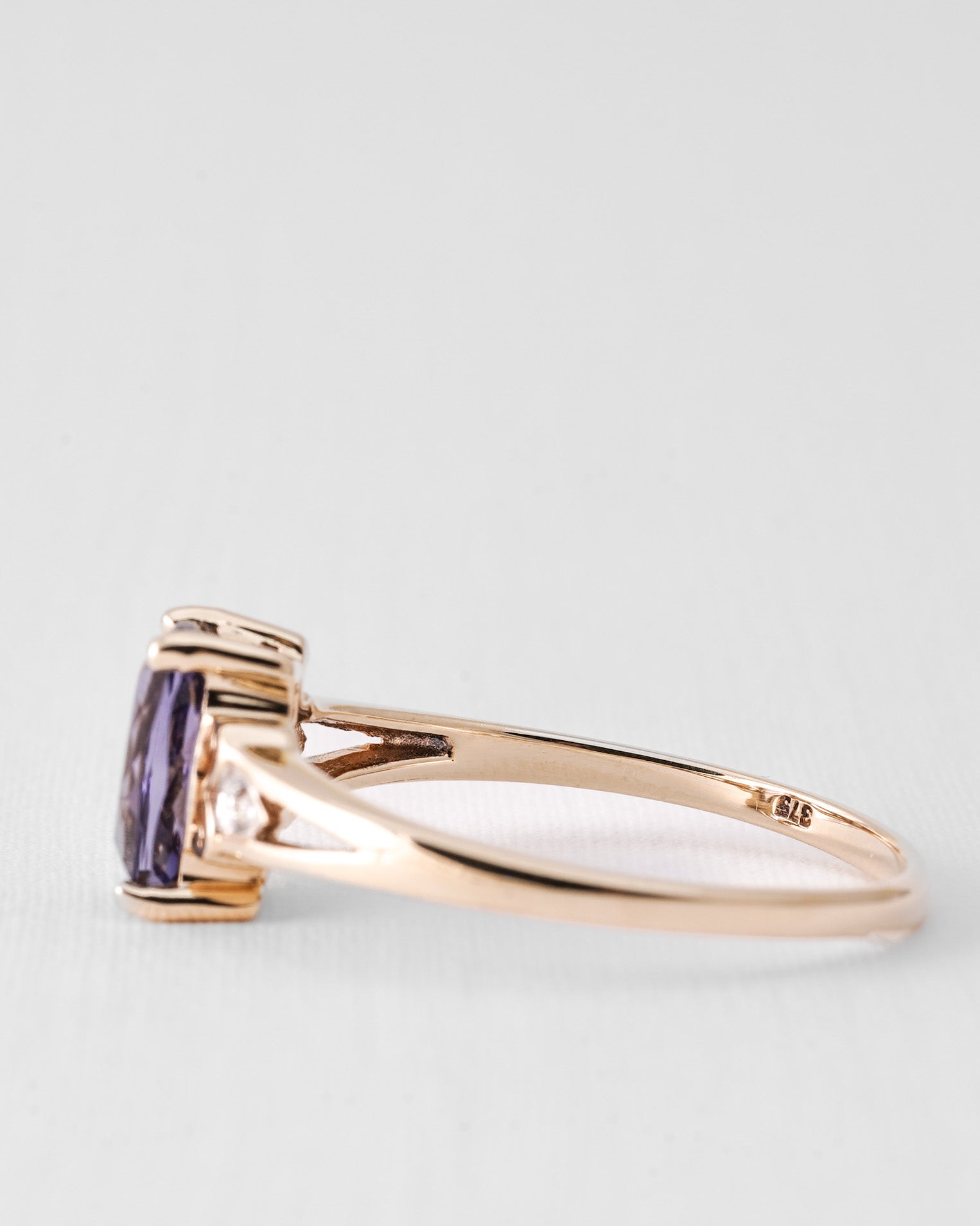 Vionne | Vintage Ioliet & Diamant Ring