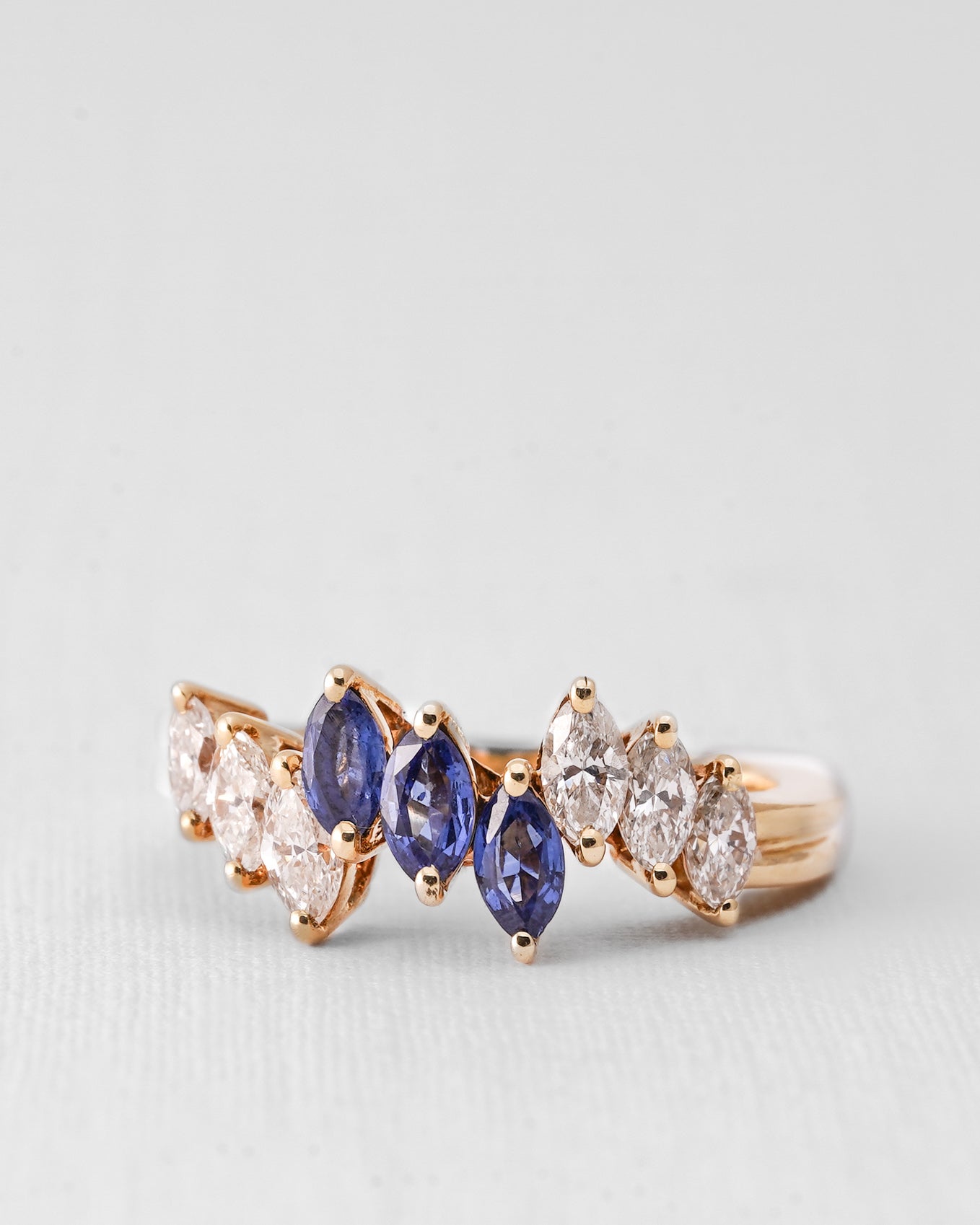 Seleste | 18K Geelgoud & Saffier Marquise (0.5ct) Cut & Diamant (0.65ct) Brilliant Cut Ring