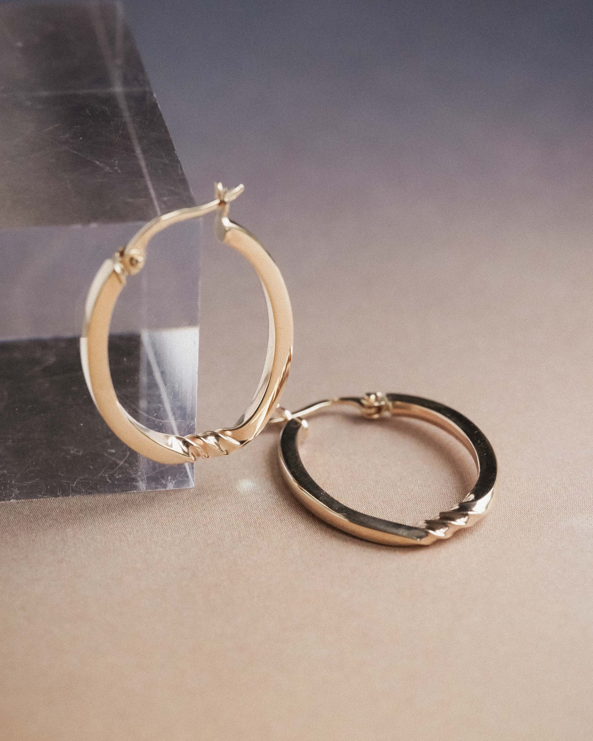 Saphra | Vintage Creool Oorbellen