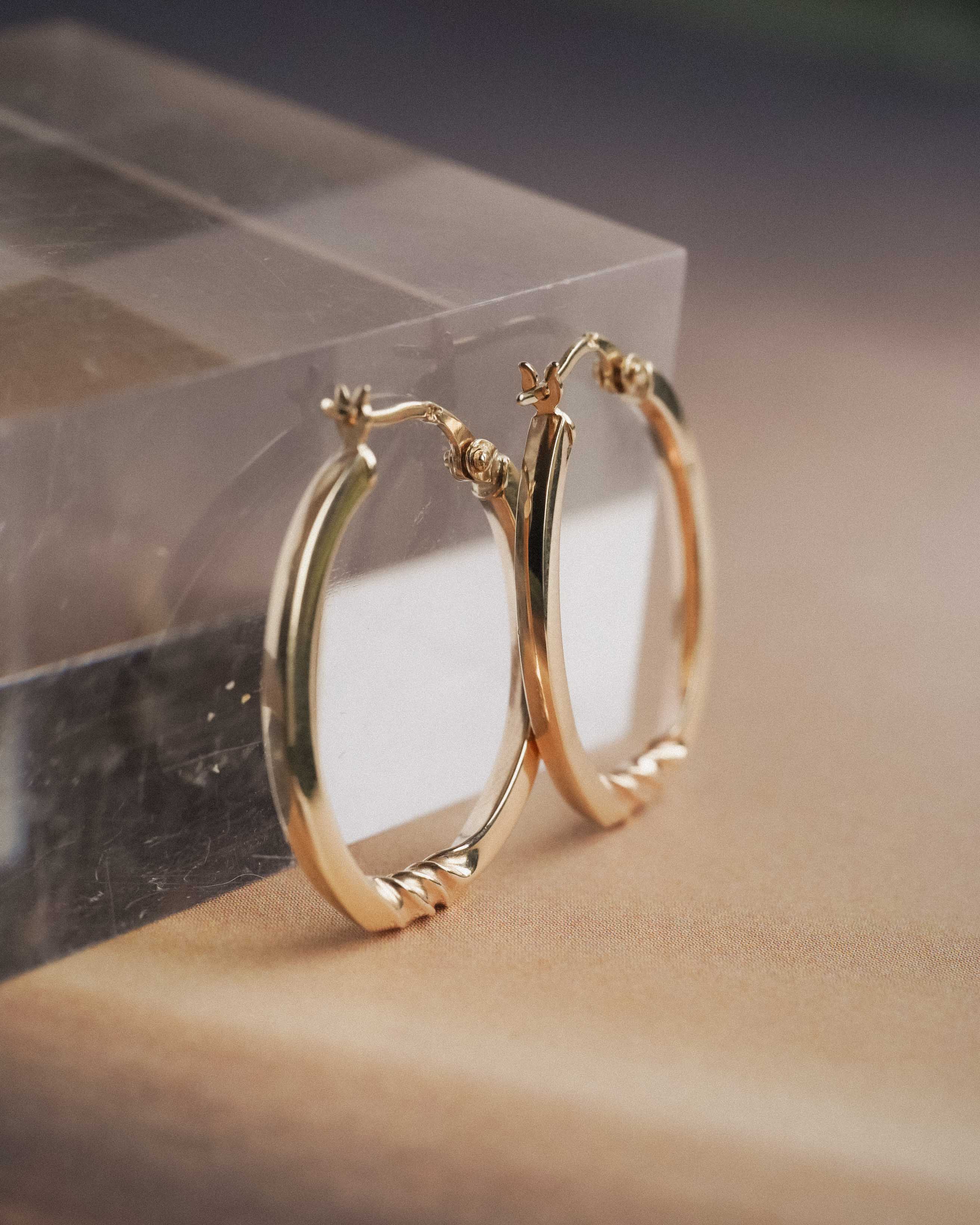 Saphra | Vintage Creool Oorbellen