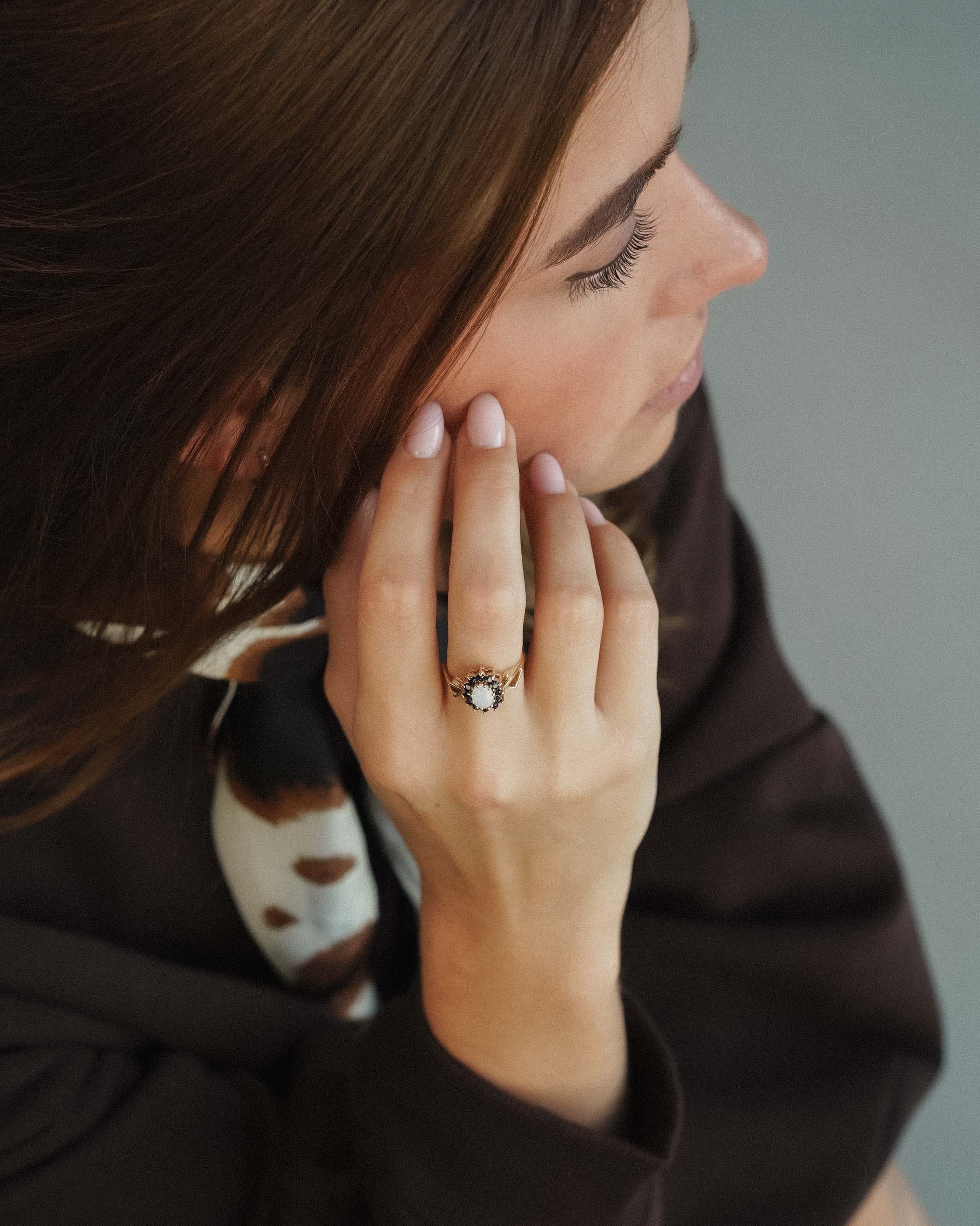 Isola | Vintage Opaal & Saffier Cluster Ring