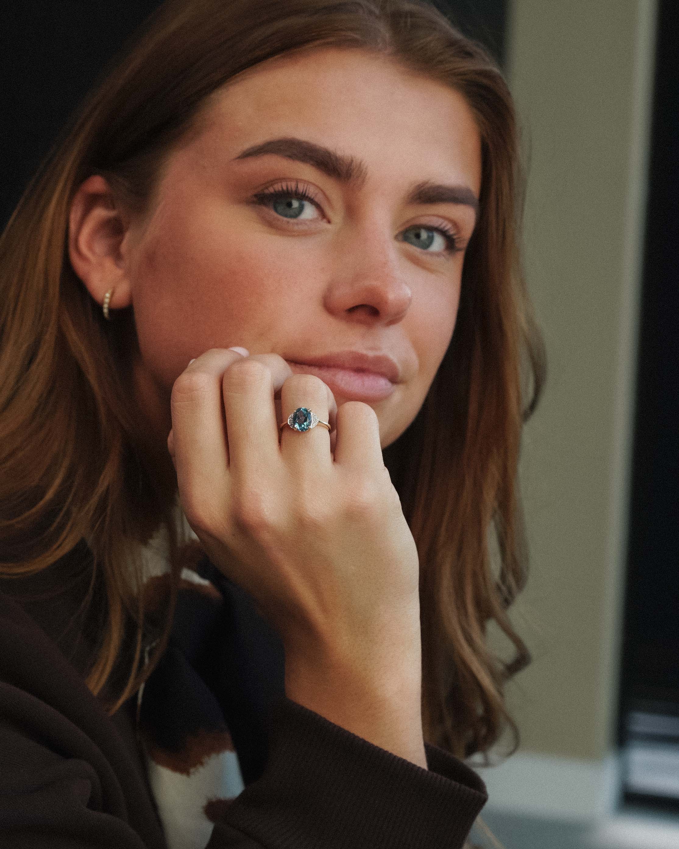 Serenne | Vintage Topaas Solitair & Diamant Details Ring