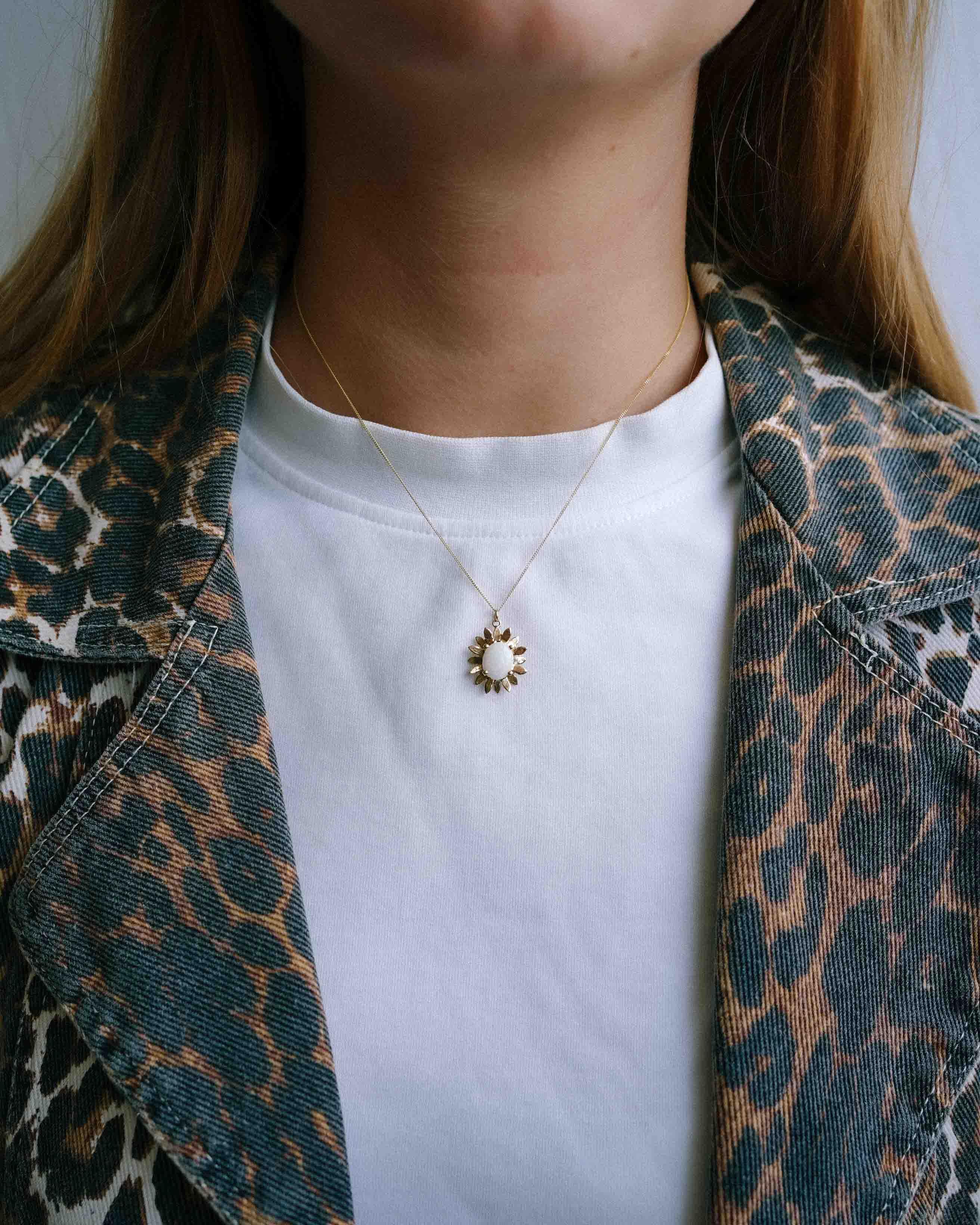 Lua | Vintage Opaal Hanger