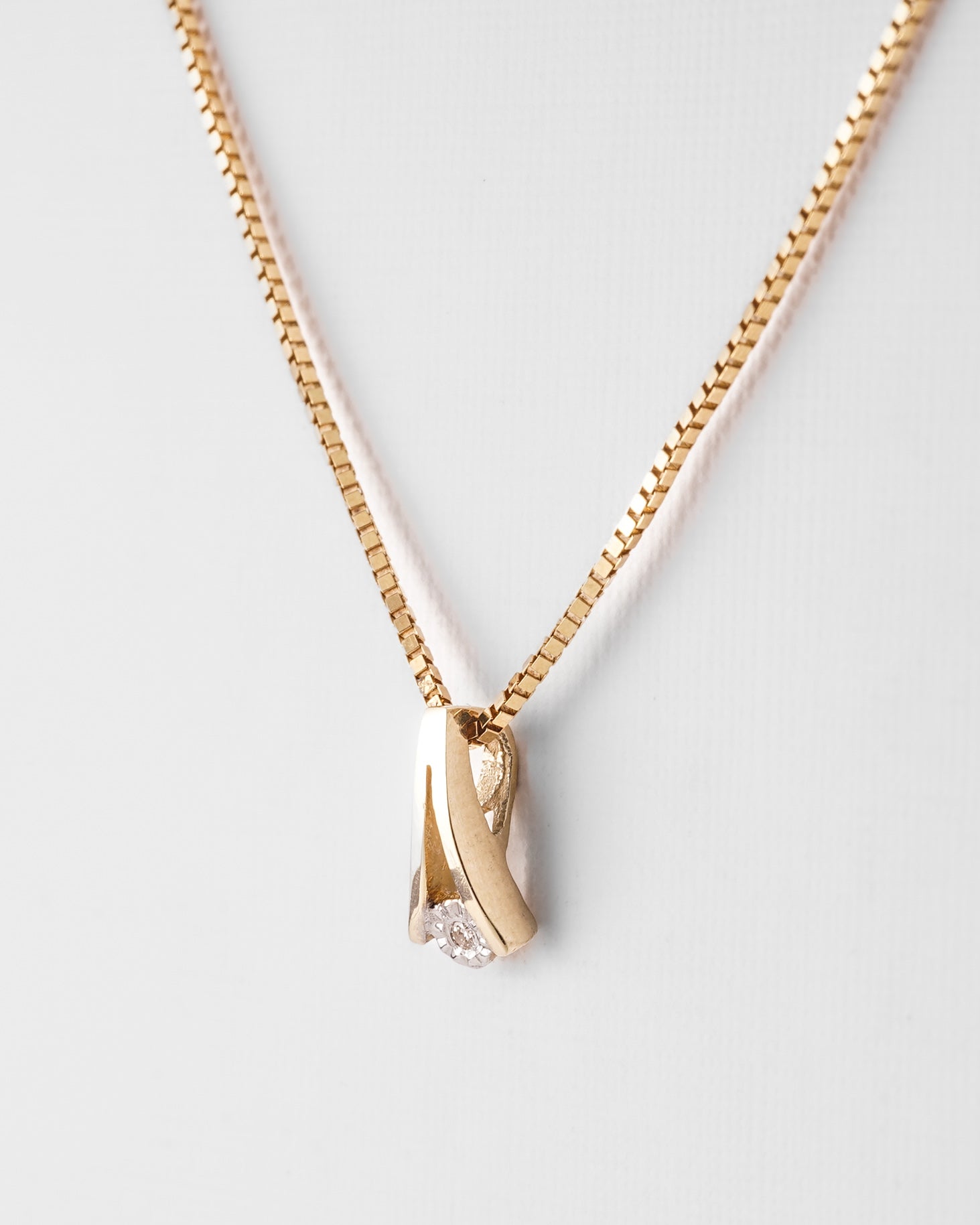 Romy | 14K Geel Gouden Diamanten (0.03ct) Hanger