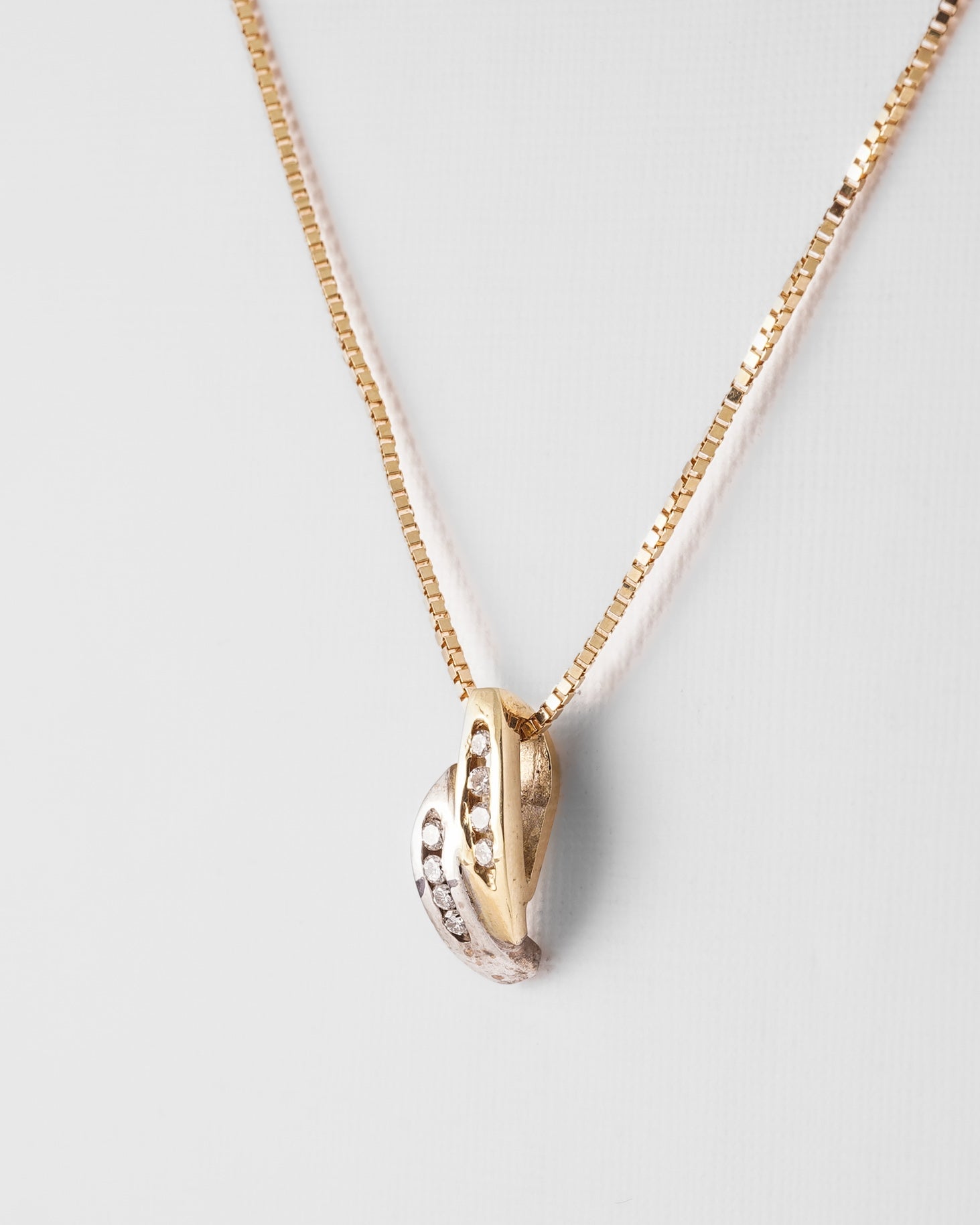 Noa | 14K Wit & Geel Gouden (0.09ct) Diamanten Hanger