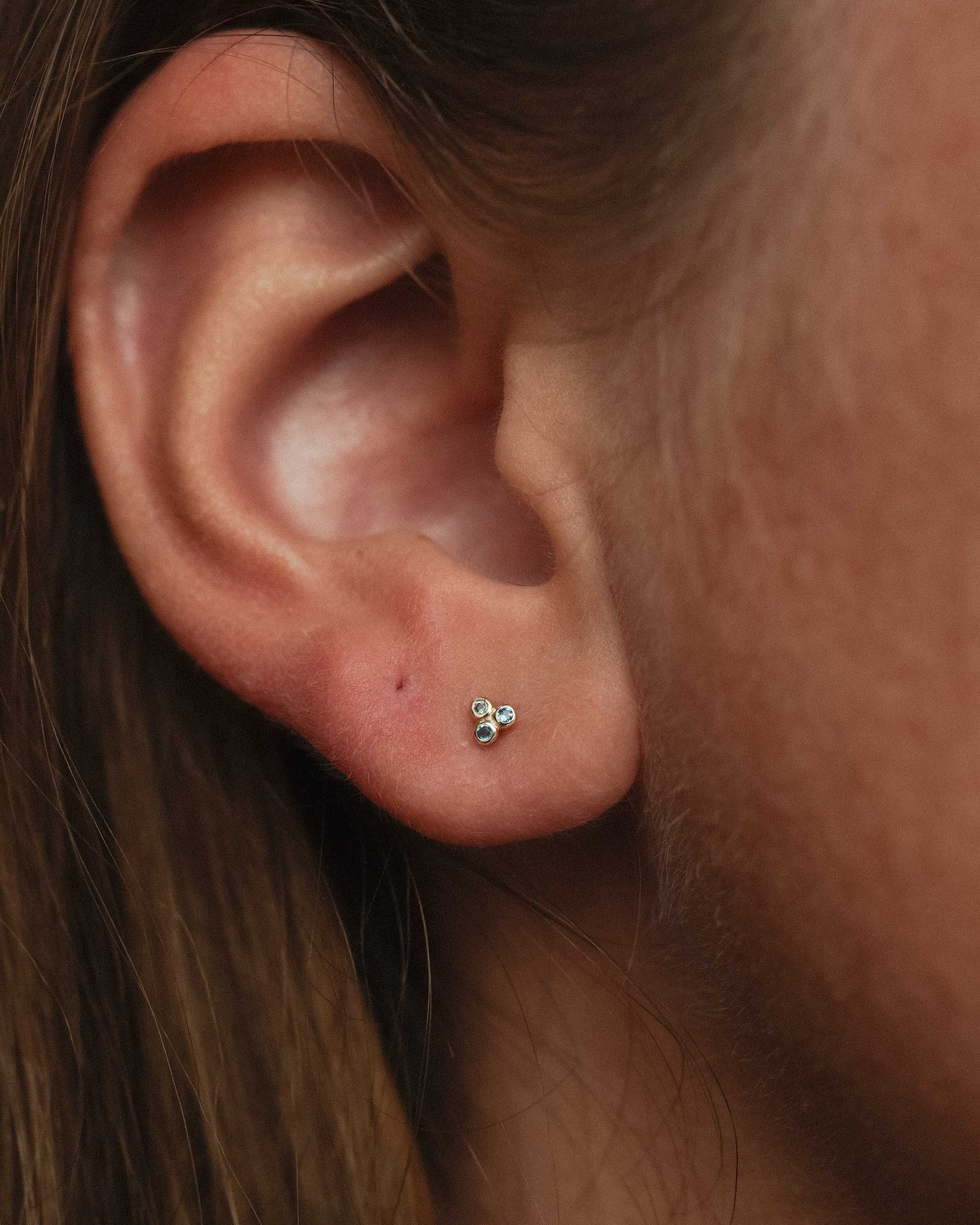 Thalie | 14K Blauwe Topaas Studs