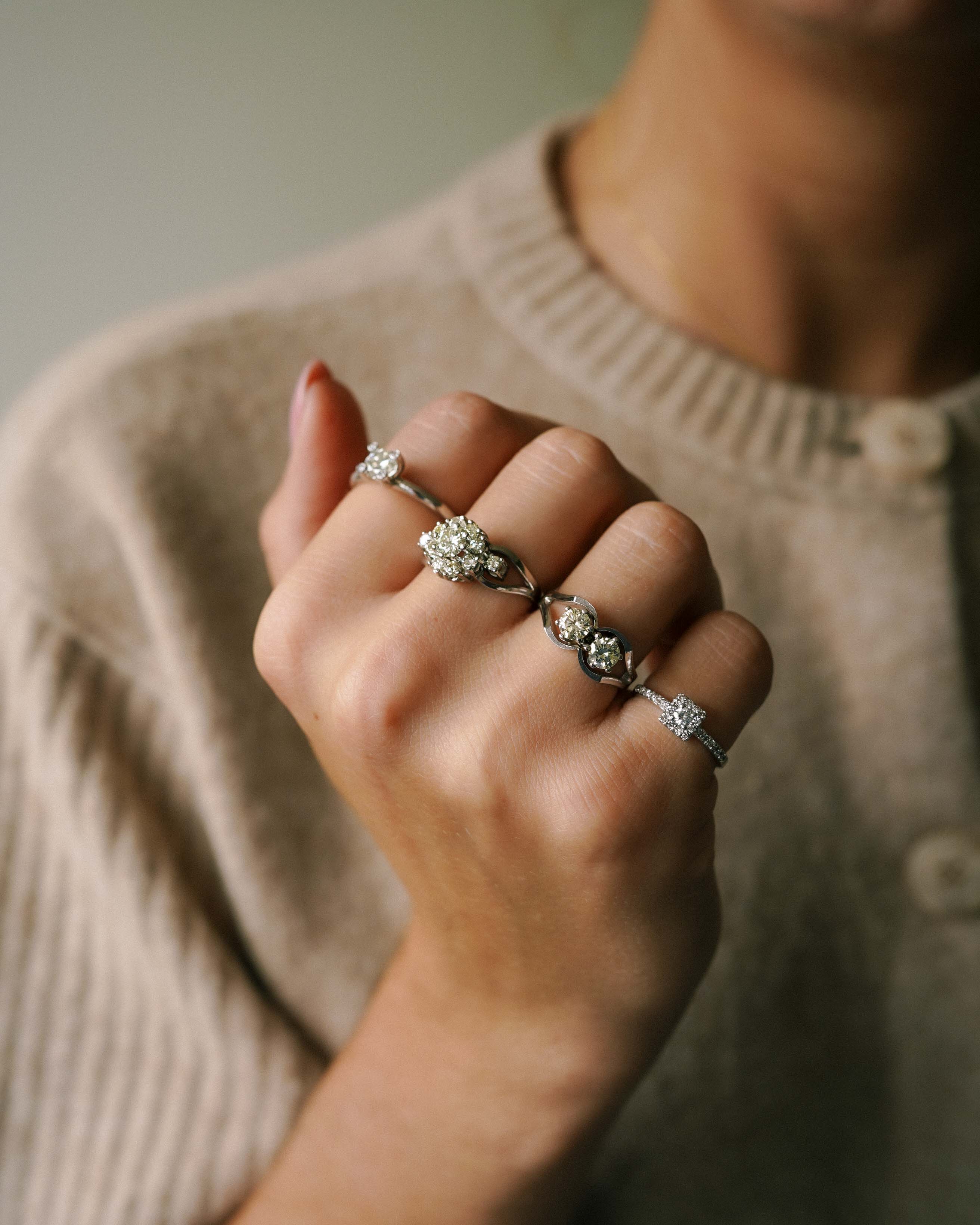 Elien | 14K White Gold Brilliant (1ct) Cluster Ring