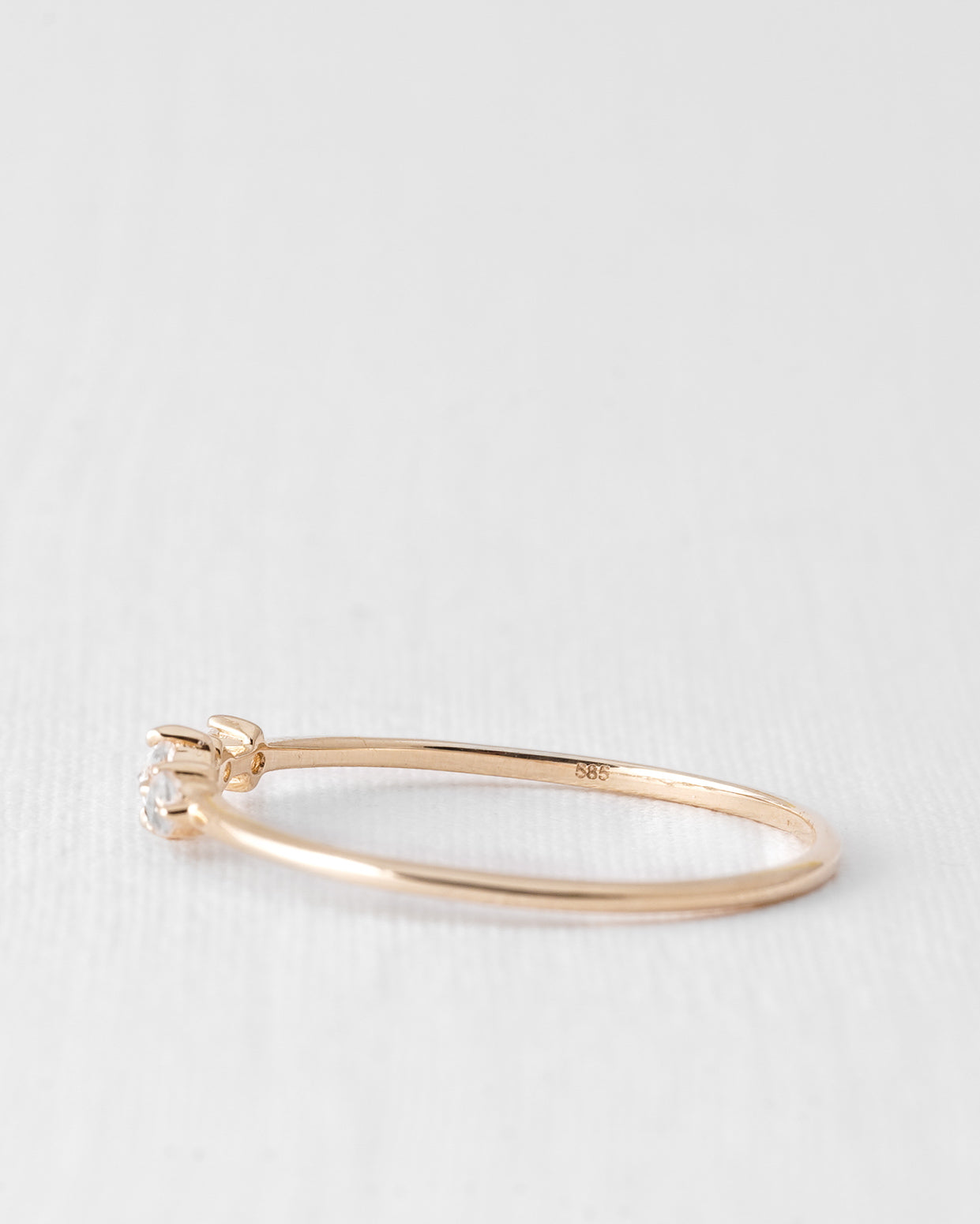 Alira | 14K Witte Saffier Dress Ring