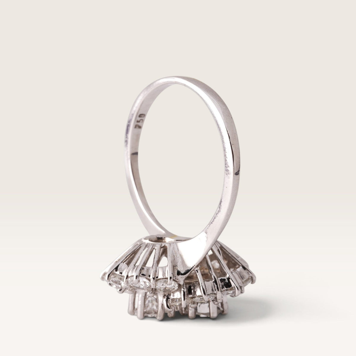 Elani | 18K Diamond Dress Ring - Menina Amsterdam