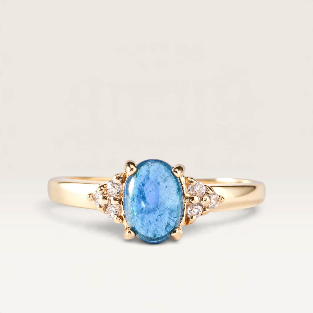 Jean | Vintage Cabochon Blauwe Apatiet en Zirkonia ring - Menina Amsterdam