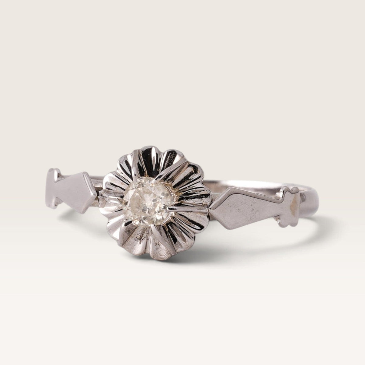 Linea | 14K Diamond Solitaire Ring - Menina Amsterdam