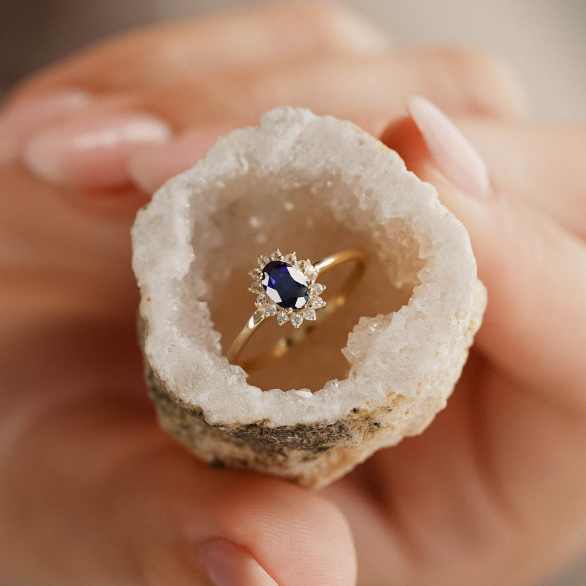 Livia | Saffier & Diamant Cluster Ring - Menina Amsterdam