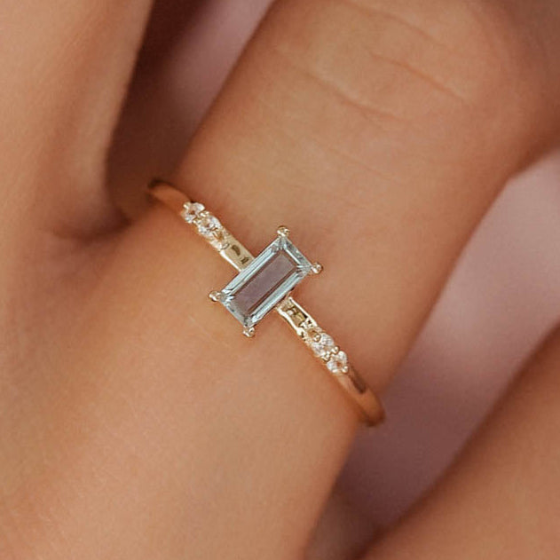 Nova | Aquamarijn Baguette & Diamant Ring - Menina Amsterdam