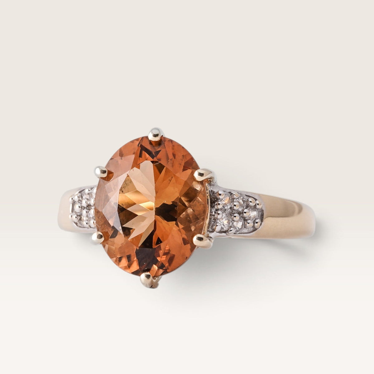 Solandra | Vintage Kwarts & Witte Saffier Dress Ring - Menina Amsterdam