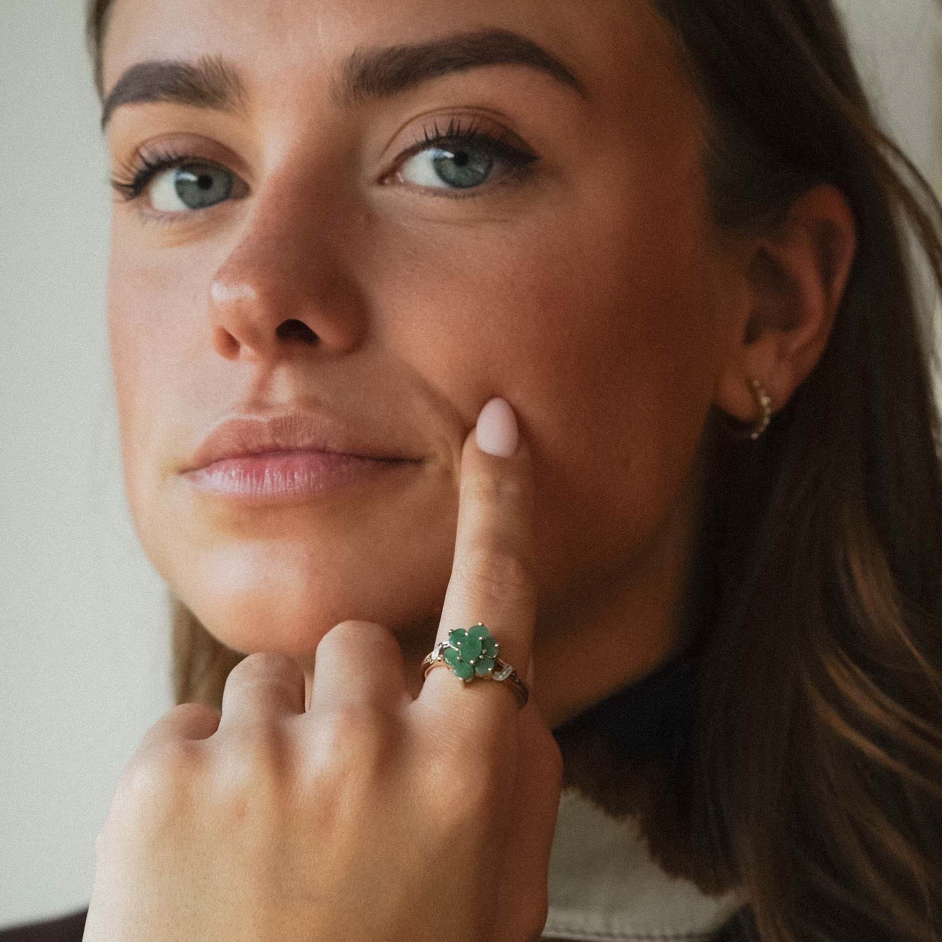 Amary | Vintage Smaragd & Diamant Cluster Ring - Menina Amsterdam