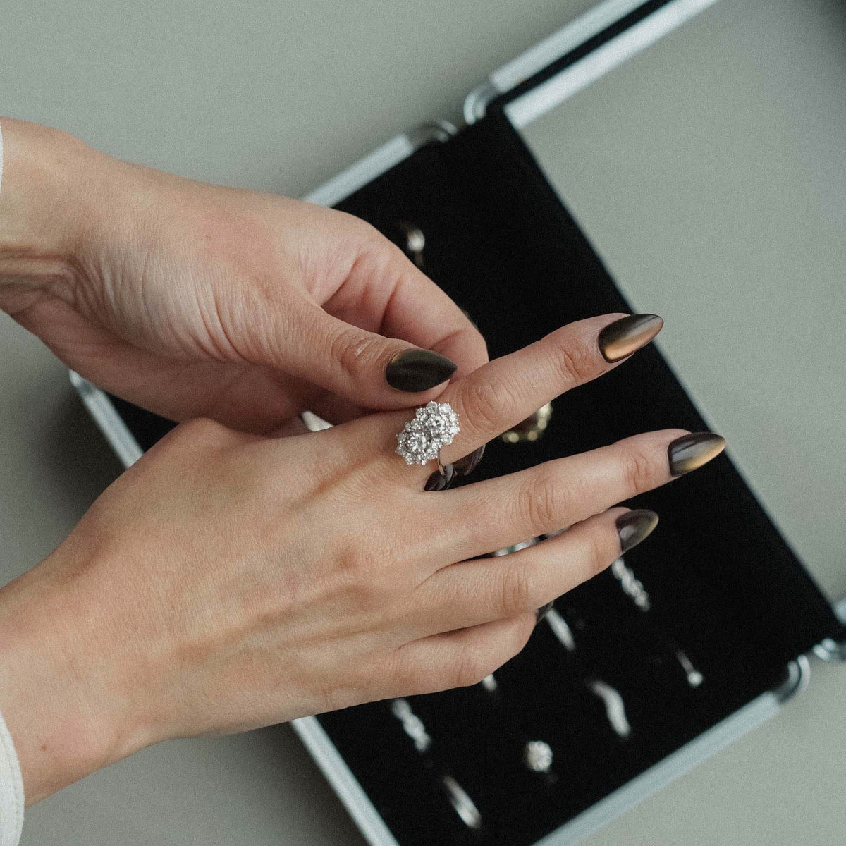 Elani | 18K Diamond Dress Ring - Menina Amsterdam