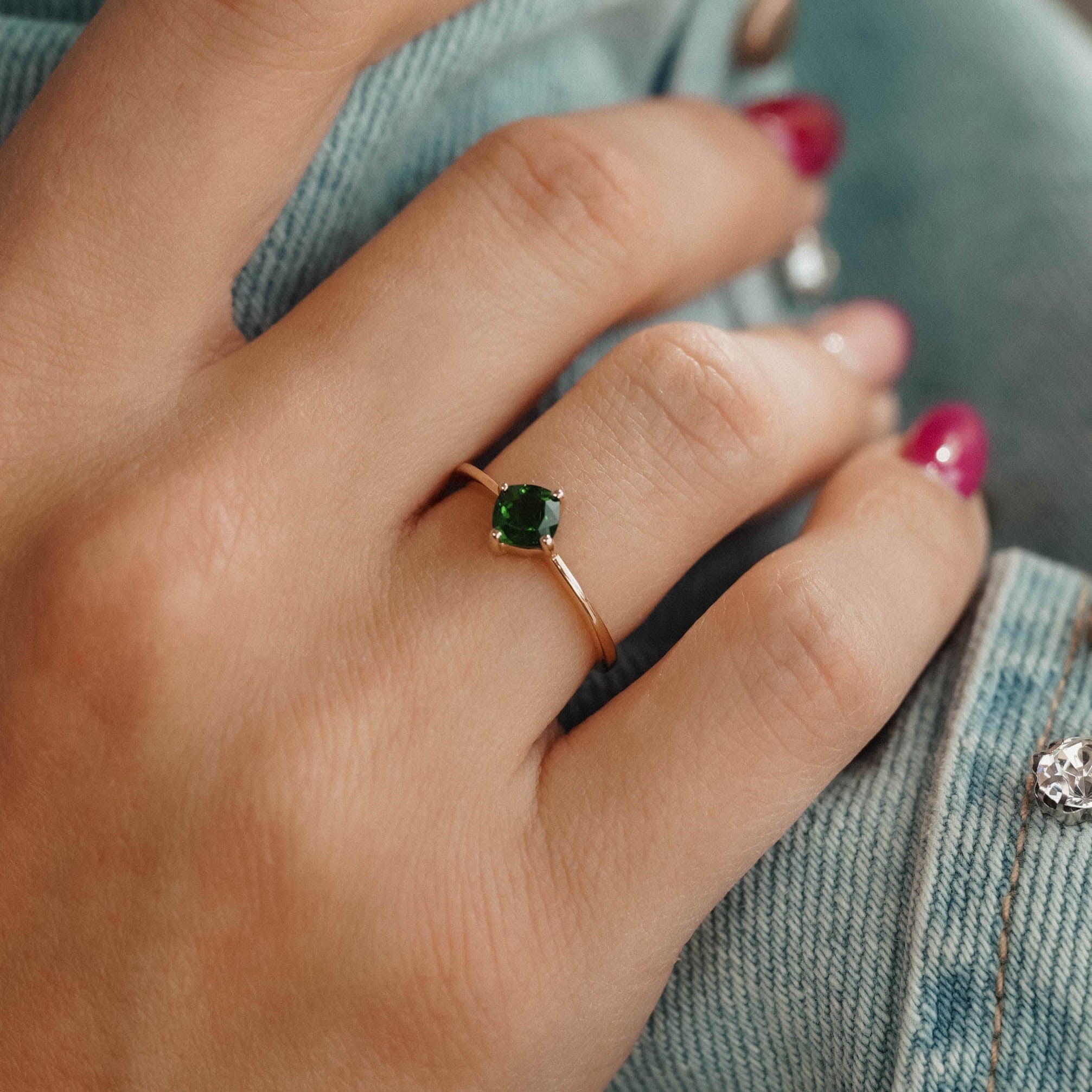 Maelys | Vintage Diopsiet Solitaire Ring - Menina Amsterdam