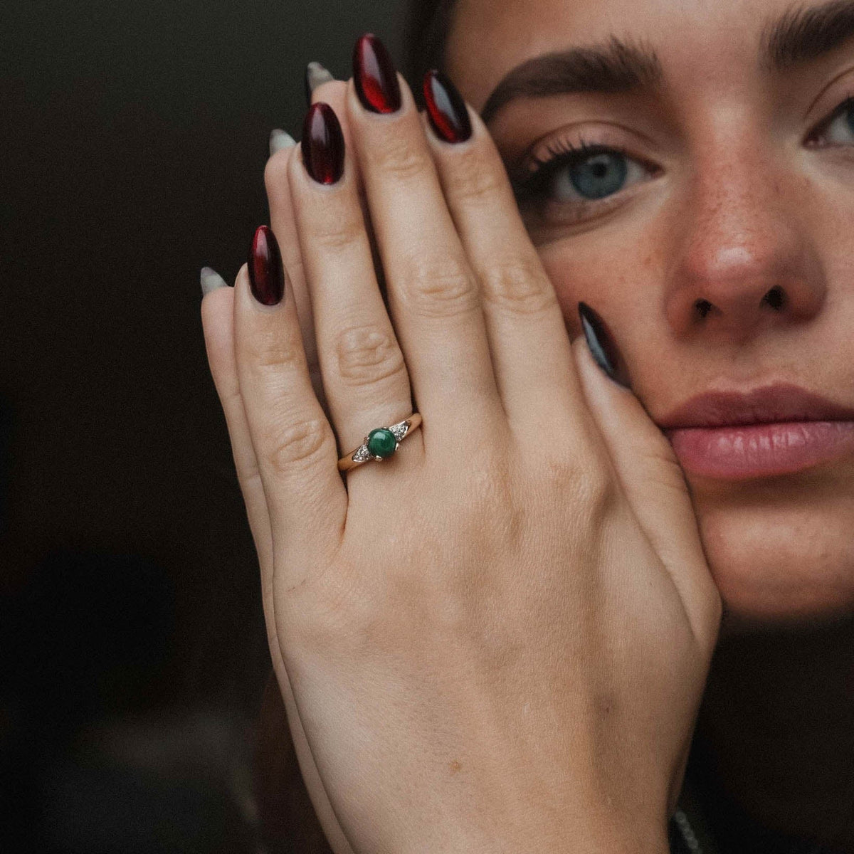 Malvera | Vintage Malachiet Solitaire & Diamant Details Ring - Menina Amsterdam