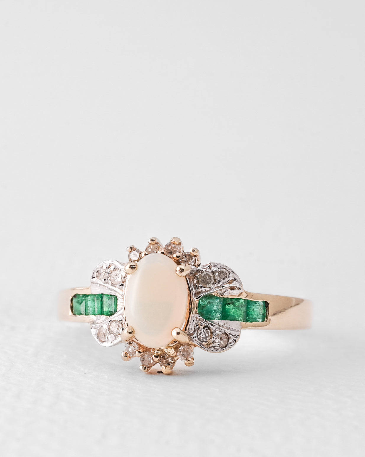 Selene | Vintage Opaal, Smaragd & Diamant Dress Ring