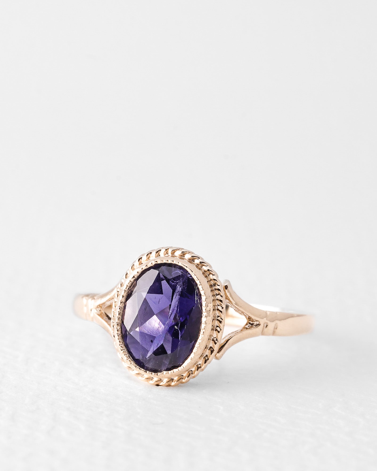 Raquelle | Vintage Iolite Solitaire