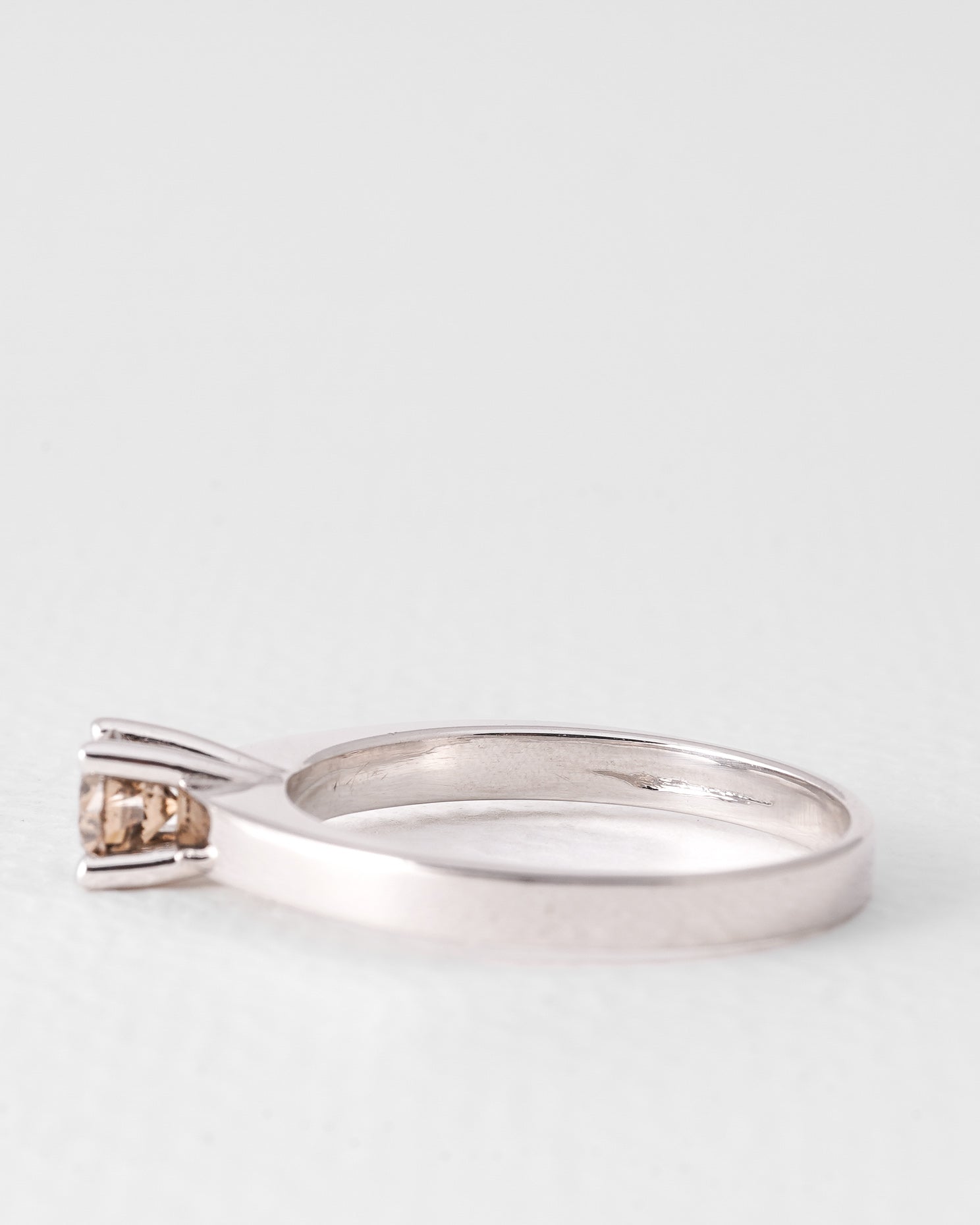 Ruby | 14K White Gold Cognac Brilliant (0.48ct) Solitaire Ring