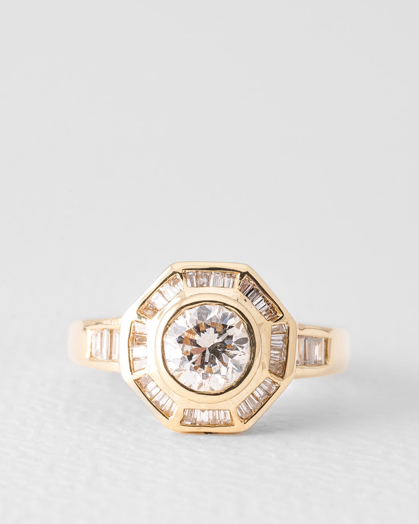 Loraine | 18K Yellow Gold Brilliant (1.82ct) Statement Ring