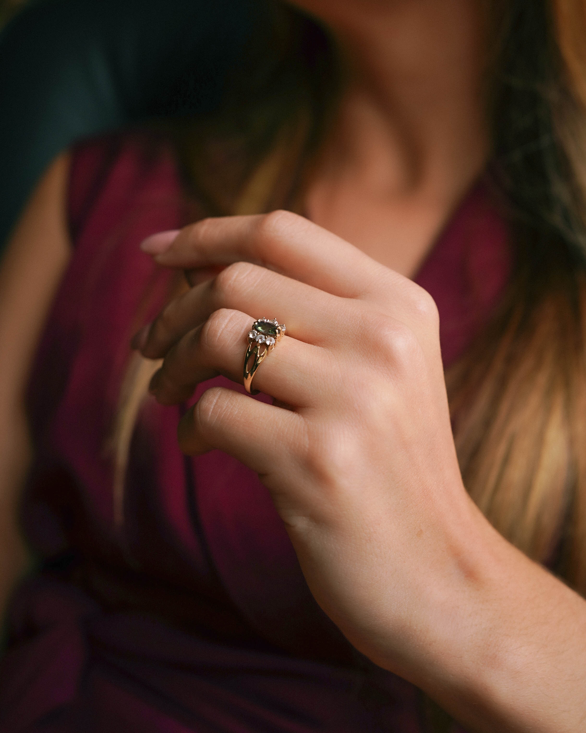 Sophia | Vintage Mystiek Topaas & Witte Saffier Cluster Ring