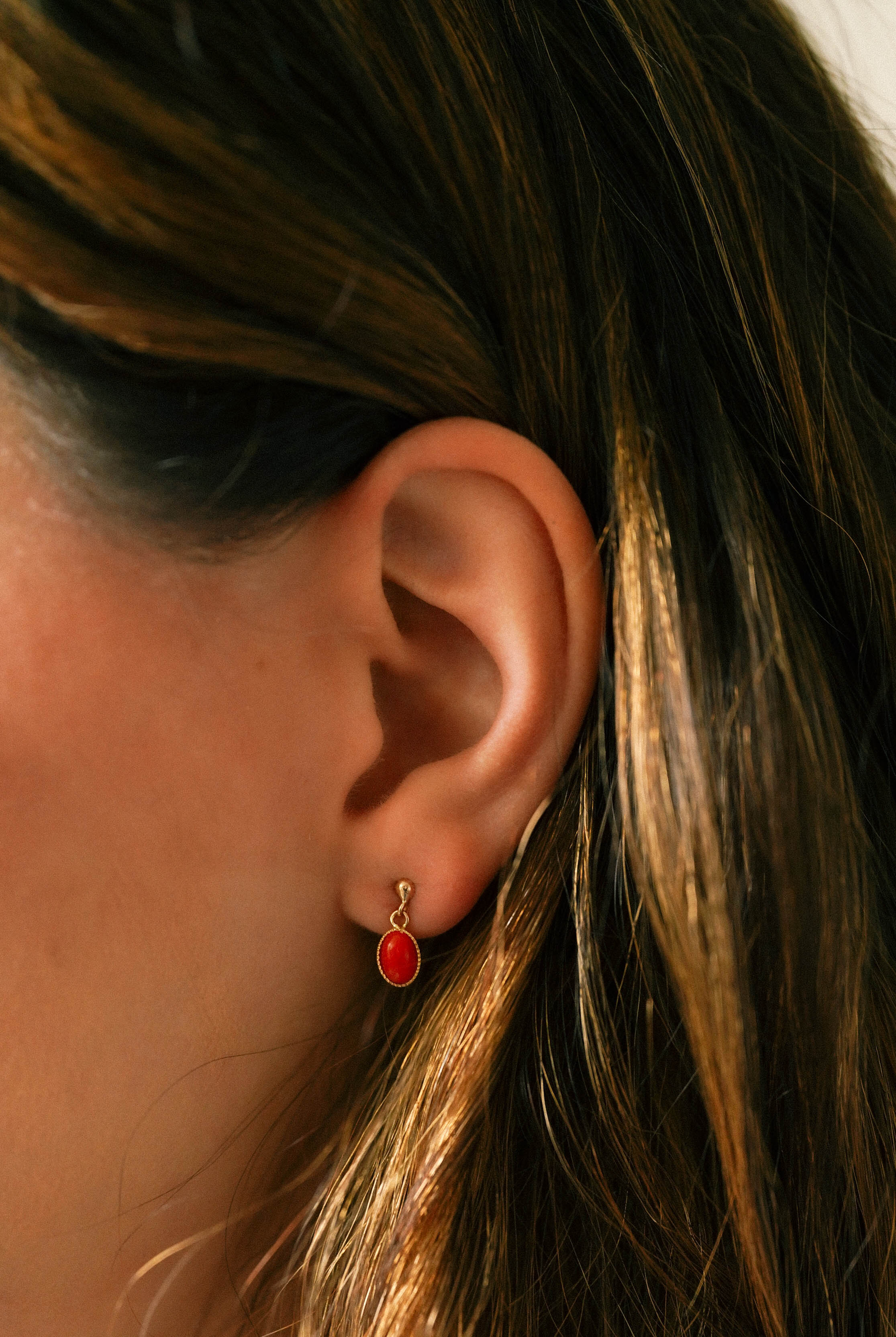 Lina | Vintage Coral Earrings
