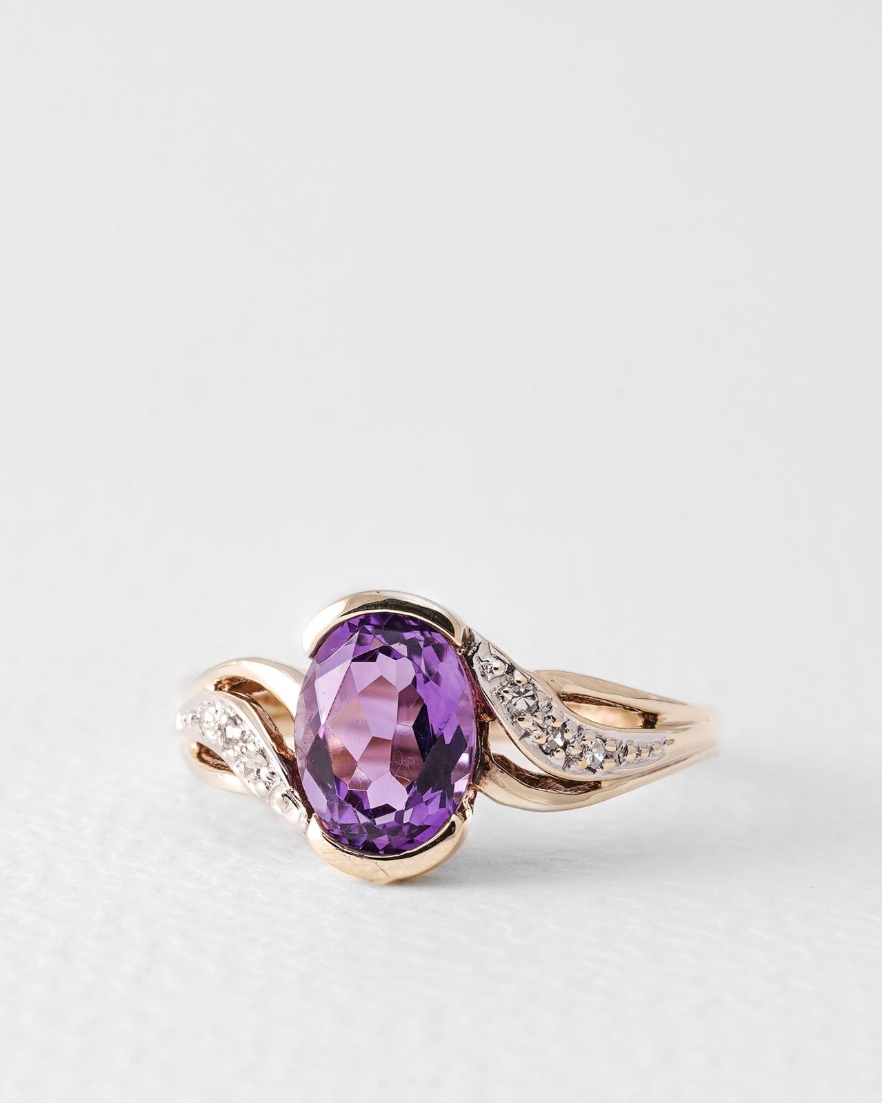 Lilou | Vintage Amethyst & Diamond Solitaire