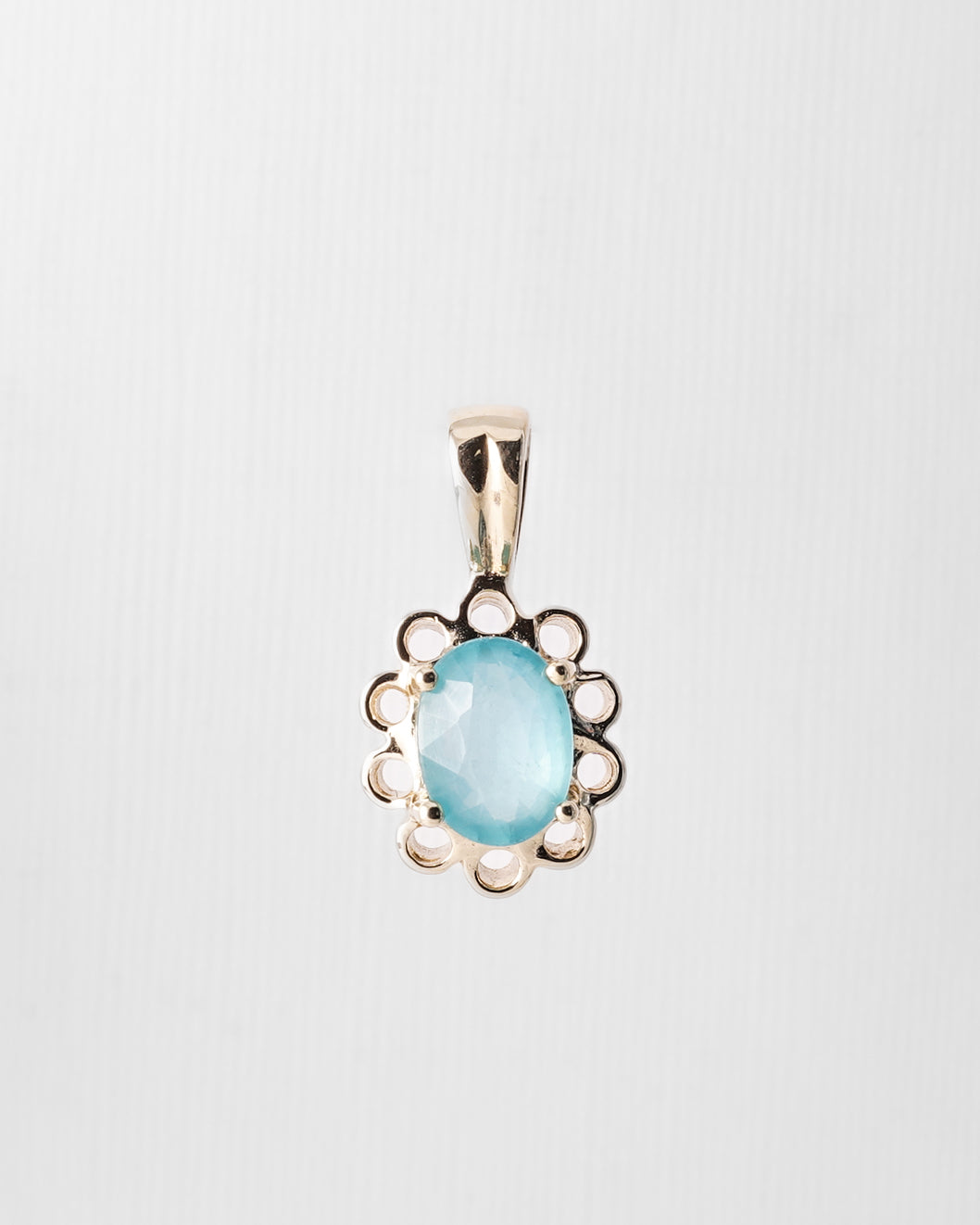 Elvaine | Vintage Blue Quartz Pendant