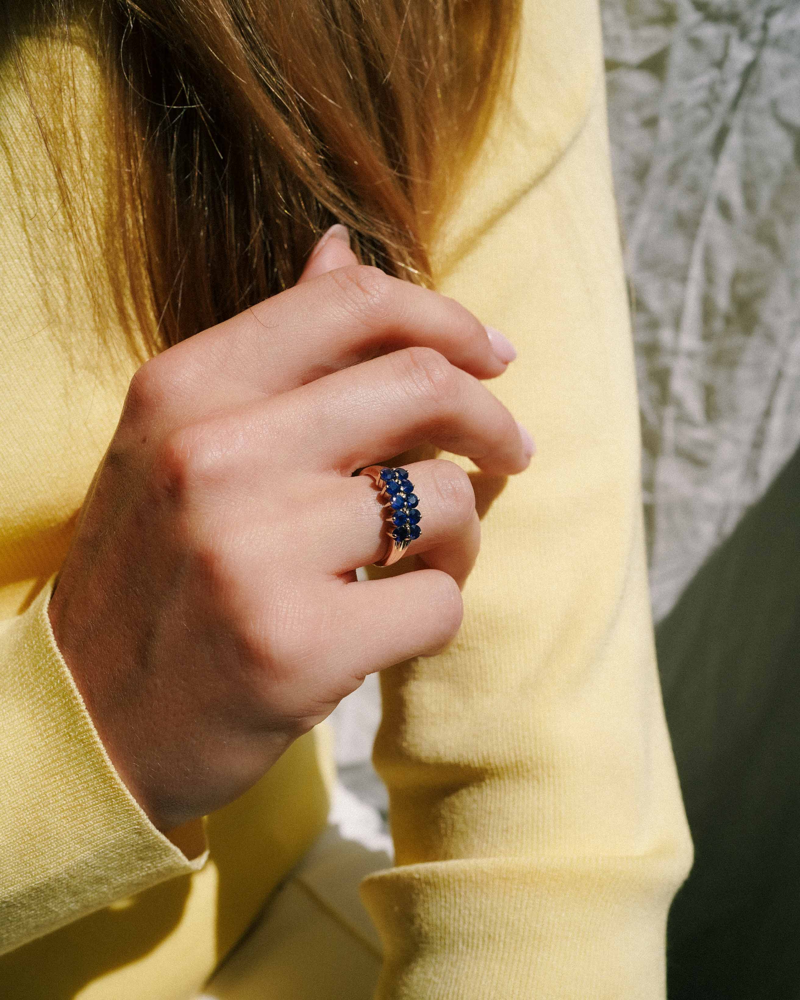 Saphira | Vintage Sapphire Cluster Ring