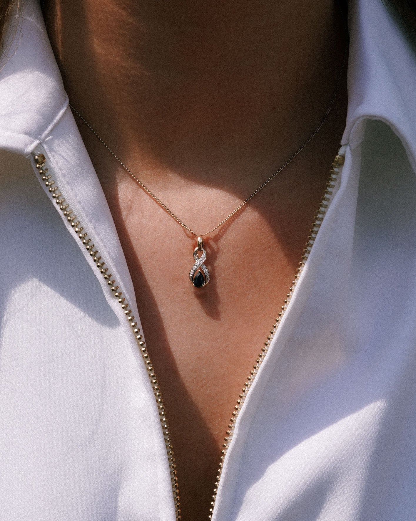 Moïse | Vintage Sapphire & Diamond Pendant