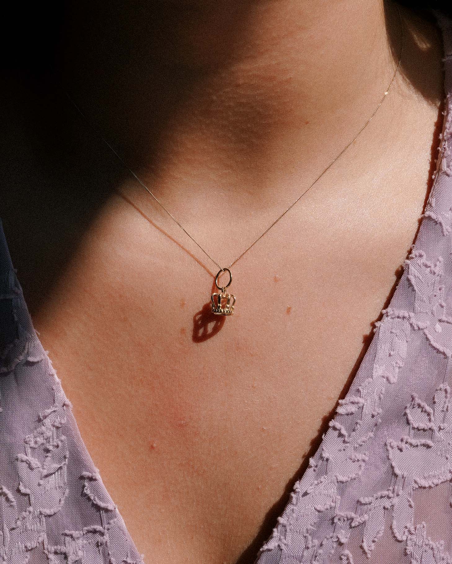 Novalie | Vintage Crown Pendant