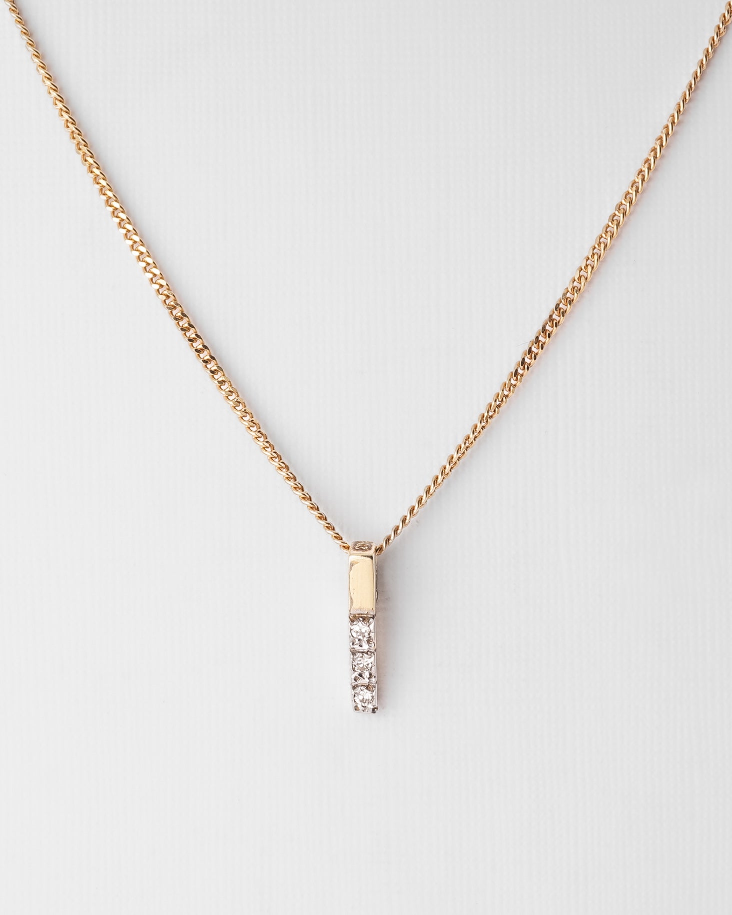 Dena | 14K Yellow Gold (0.03 kt) Diamond Pendant