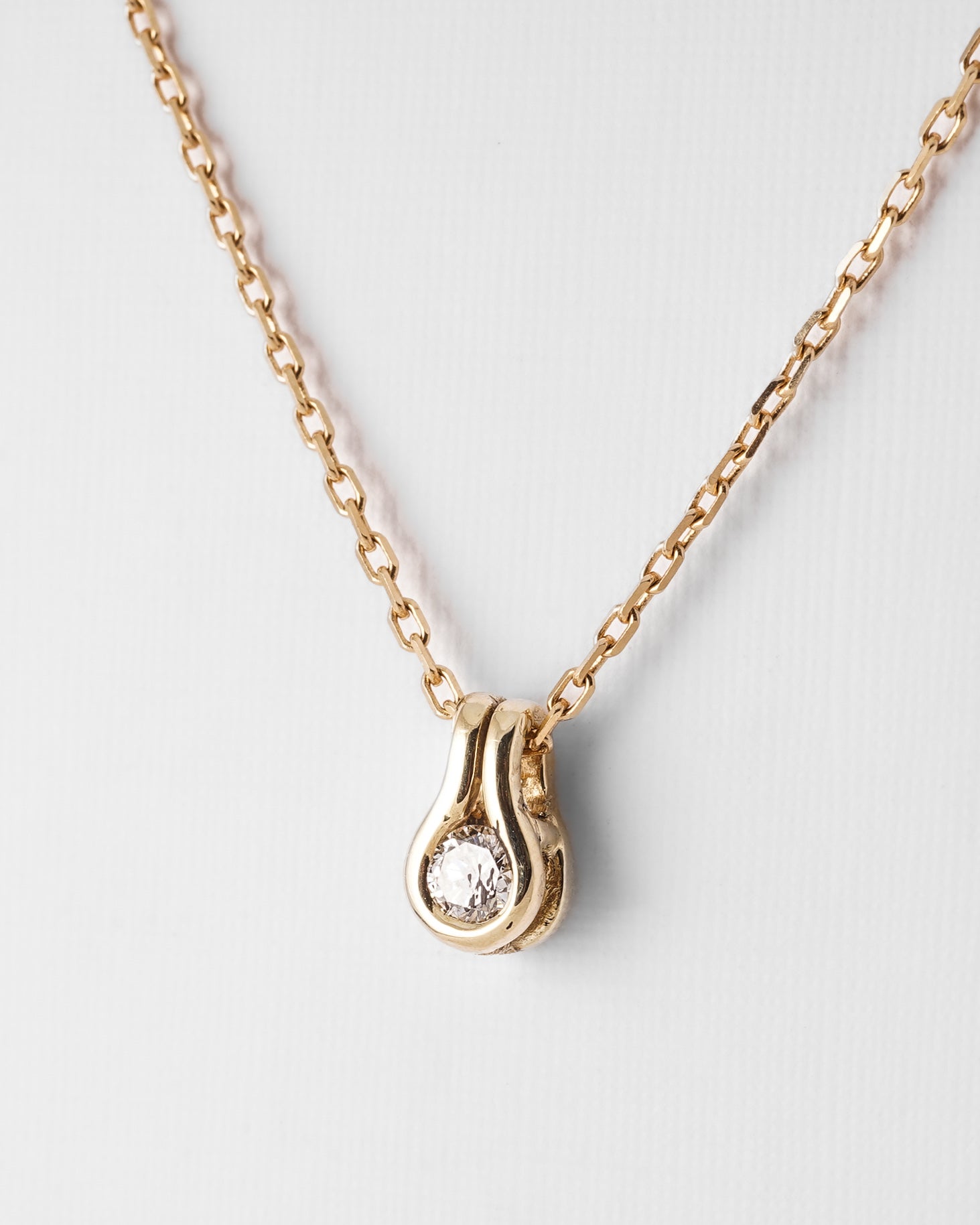 Zoé | 14K Yellow Gold (0.2ct) Diamond Pendant