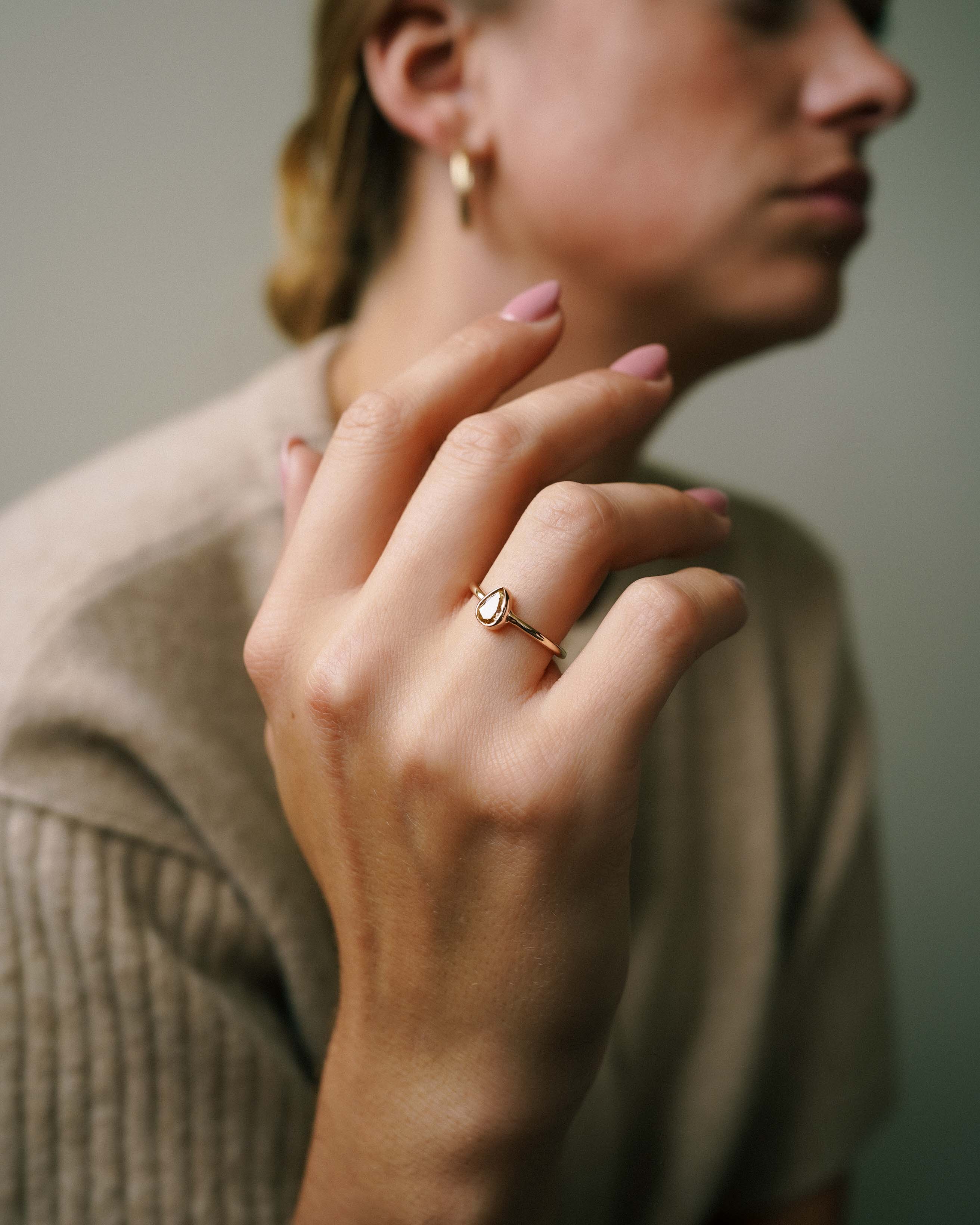Florine | 14K Yellow Gold Cognac Brilliant (0.6ct) Solitaire Ring