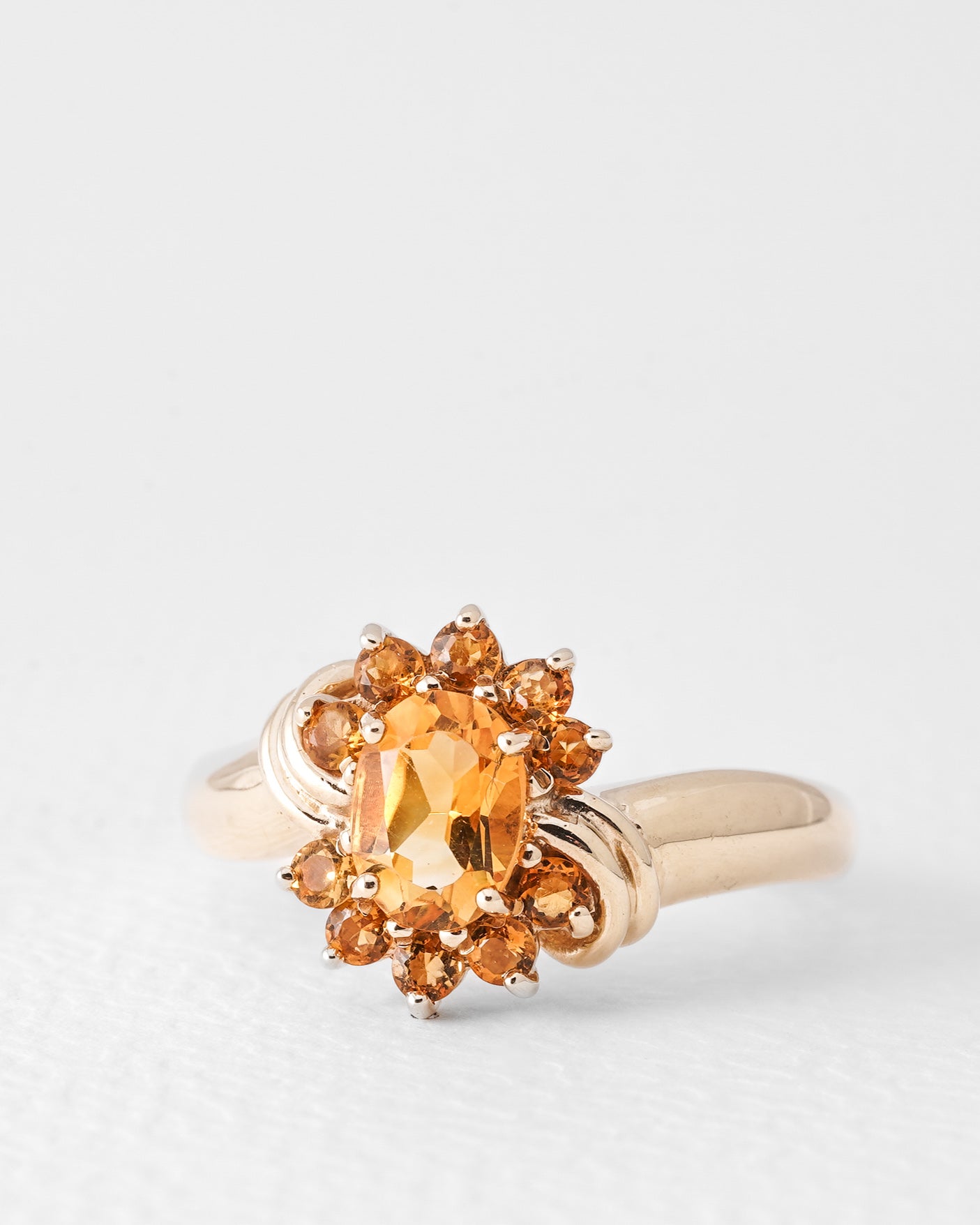 Sien | Vintage Citrine Cluster Ring
