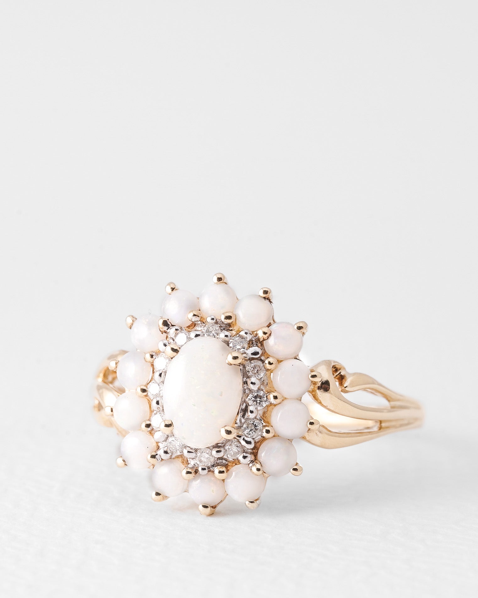 Sael | Vintage Opal & Diamond Ring