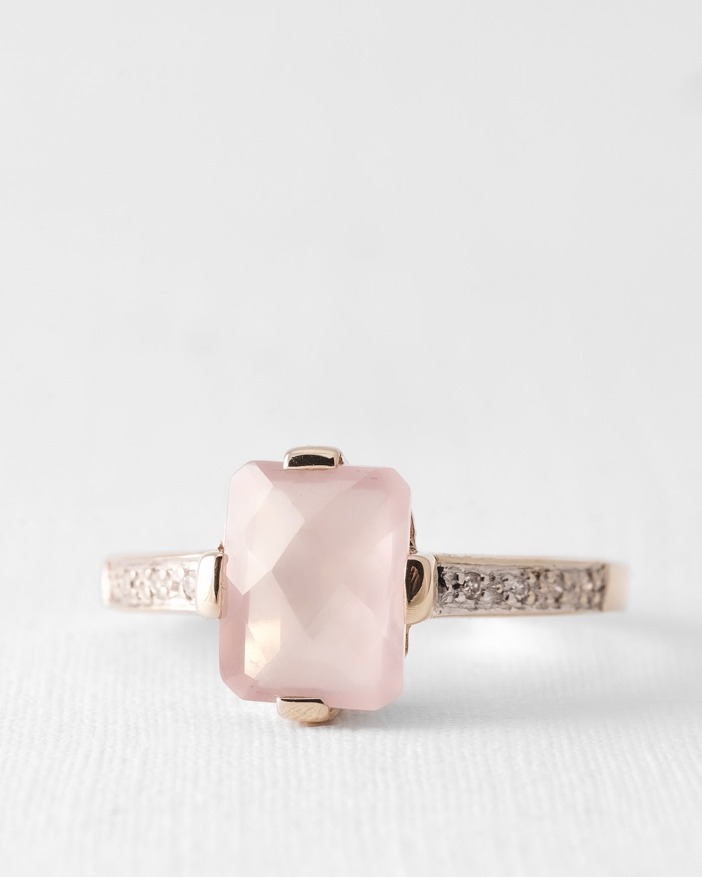 (05-03) Seraphina | Vintage Rozenkwarts & Diamant Ring - Menina Amsterdam